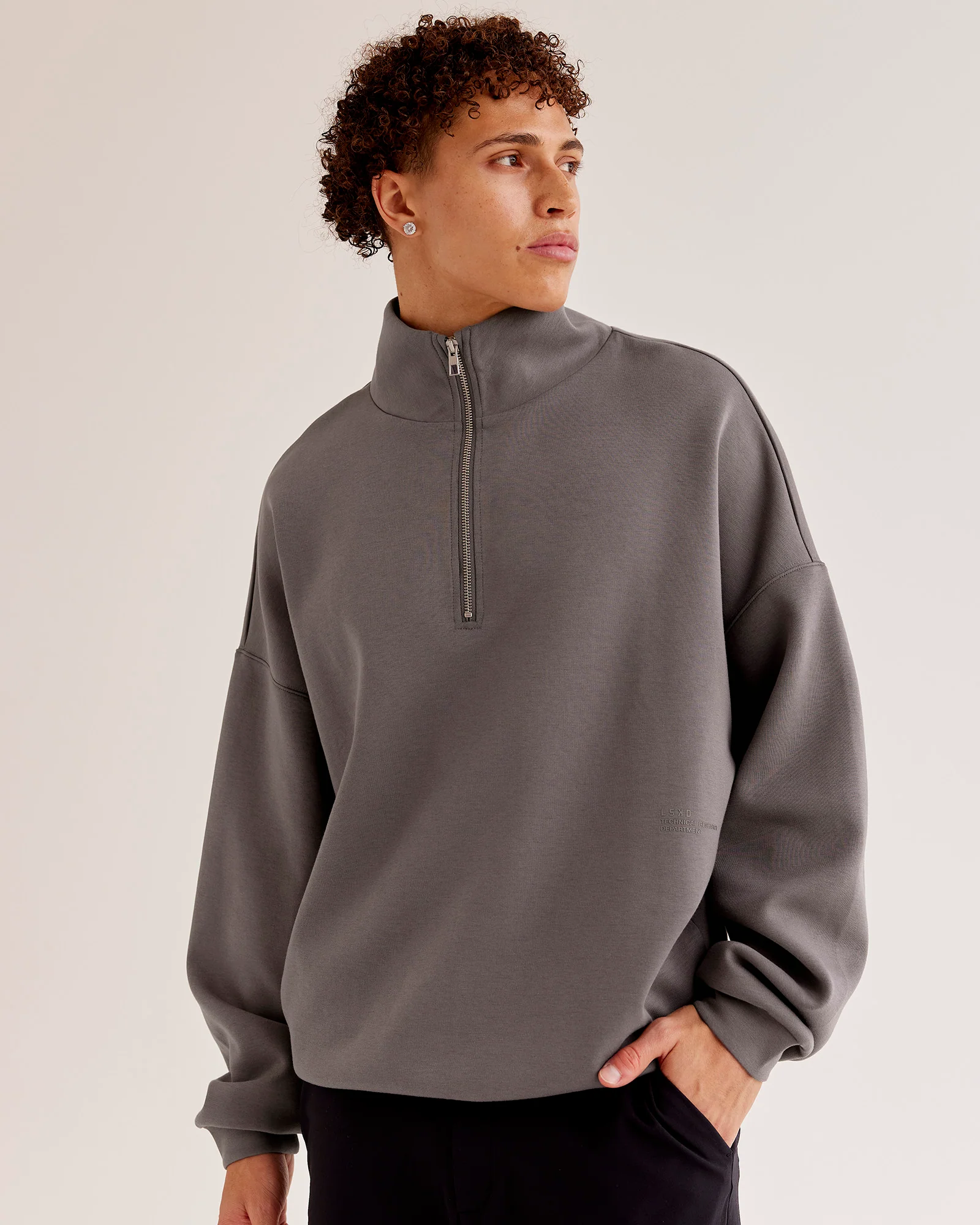 3133-afterdark-zerocrease-quarter-zip-duskstone-3.webp AfterDark ZeroCrease Quarter Zip - Duskstone