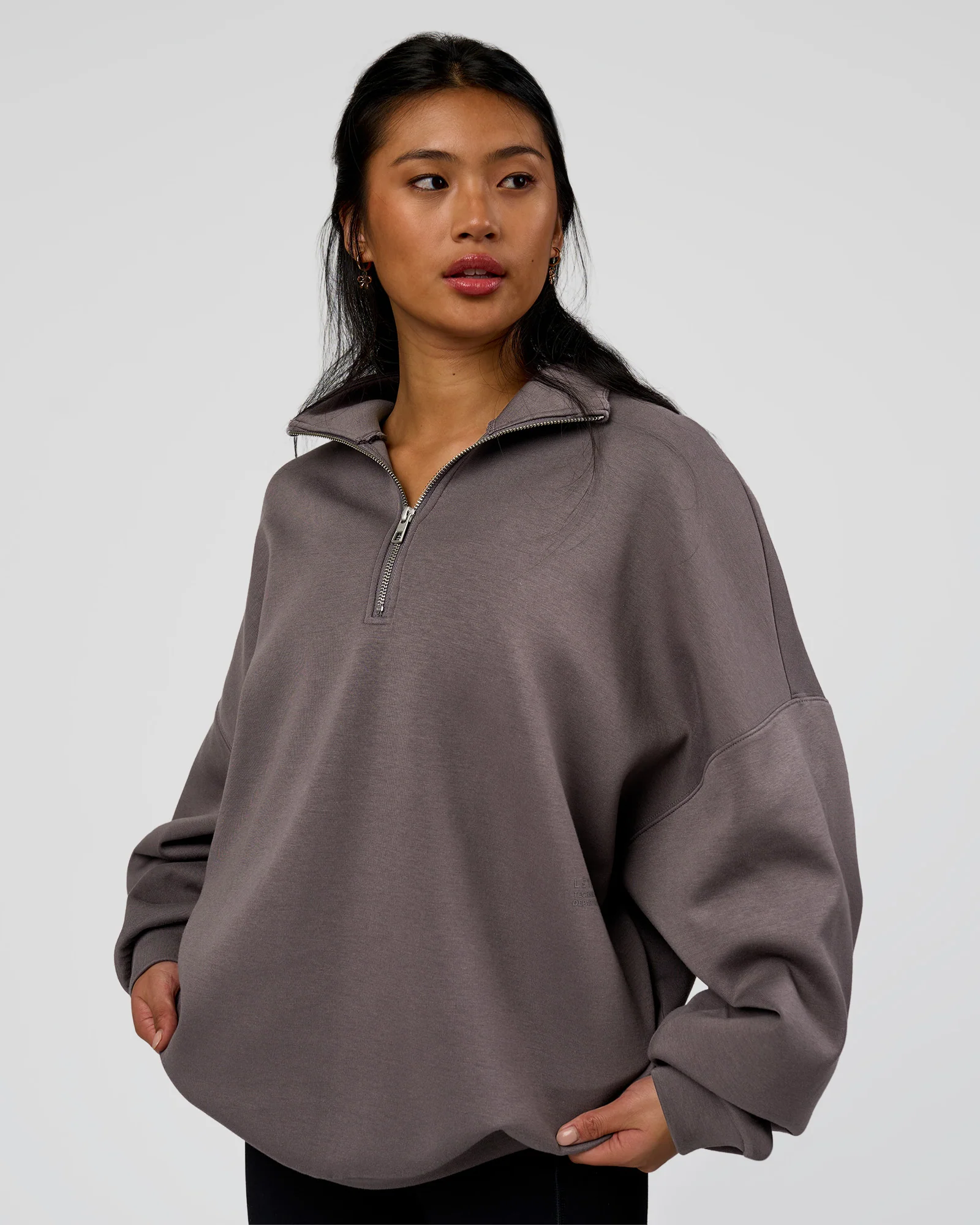 3133-afterdark-zerocrease-quarter-zip-duskstone-4.webp AfterDark ZeroCrease Quarter Zip - Duskstone