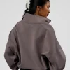 3133-afterdark-zerocrease-quarter-zip-duskstone-8.webp AfterDark ZeroCrease Quarter Zip - Duskstone
