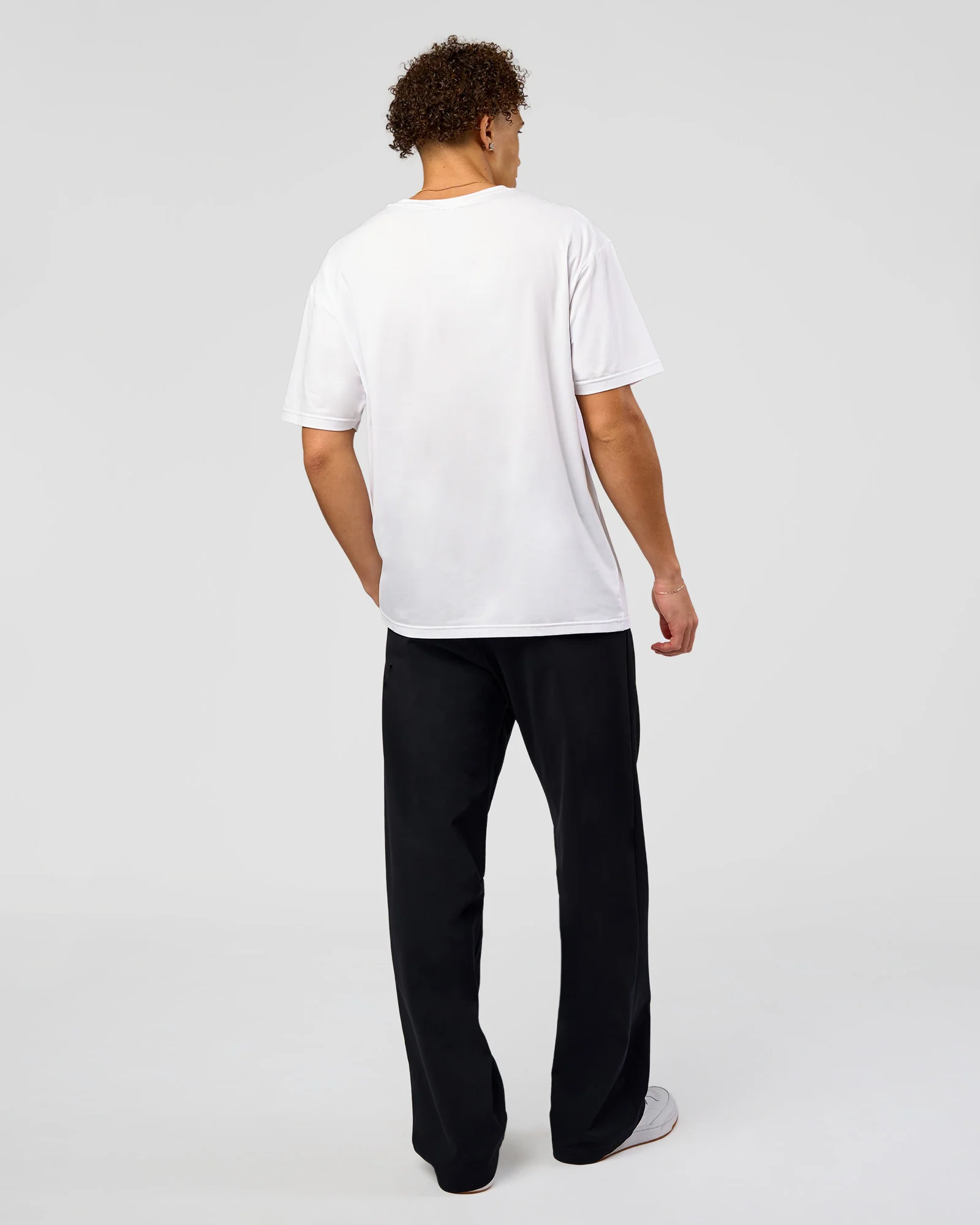 3239-forever-effortlesstech-tee-white-5.webp Forever EffortlessTech Tee - White