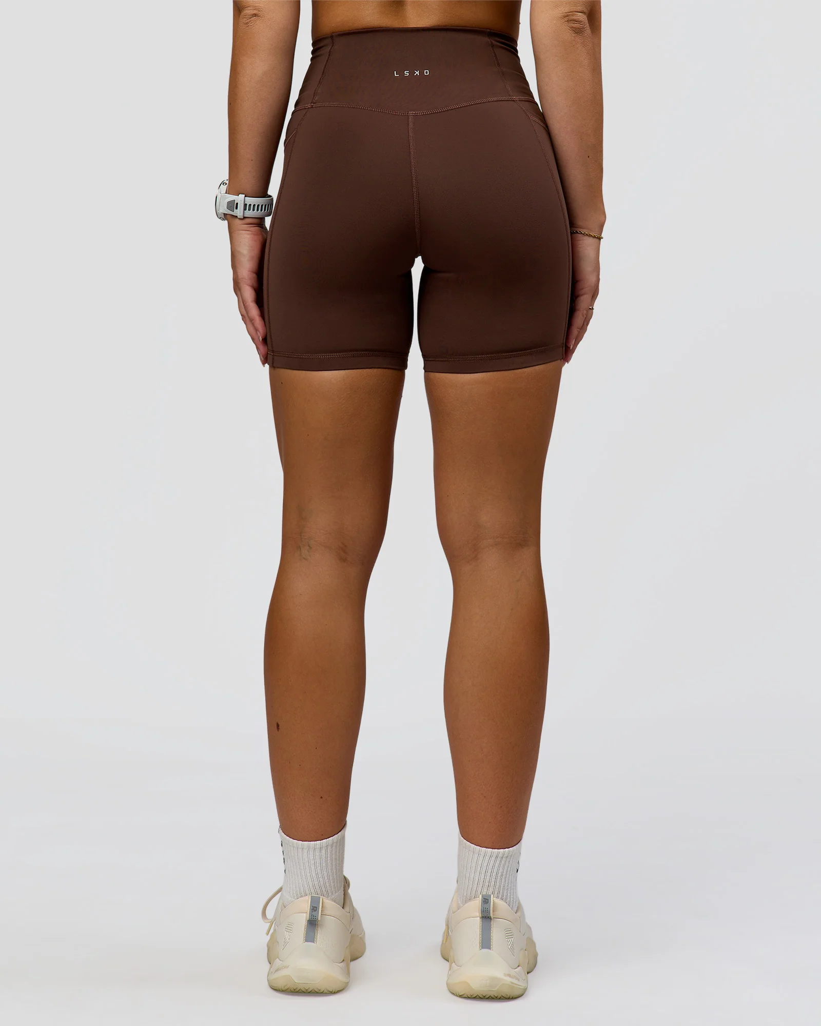 3247-cf-fusion-ultra-high-rise-6-short-pockets-hot-chocolate-7.webp CF Fusion Ultra High-Rise 6" Short Pockets - Hot Chocolate