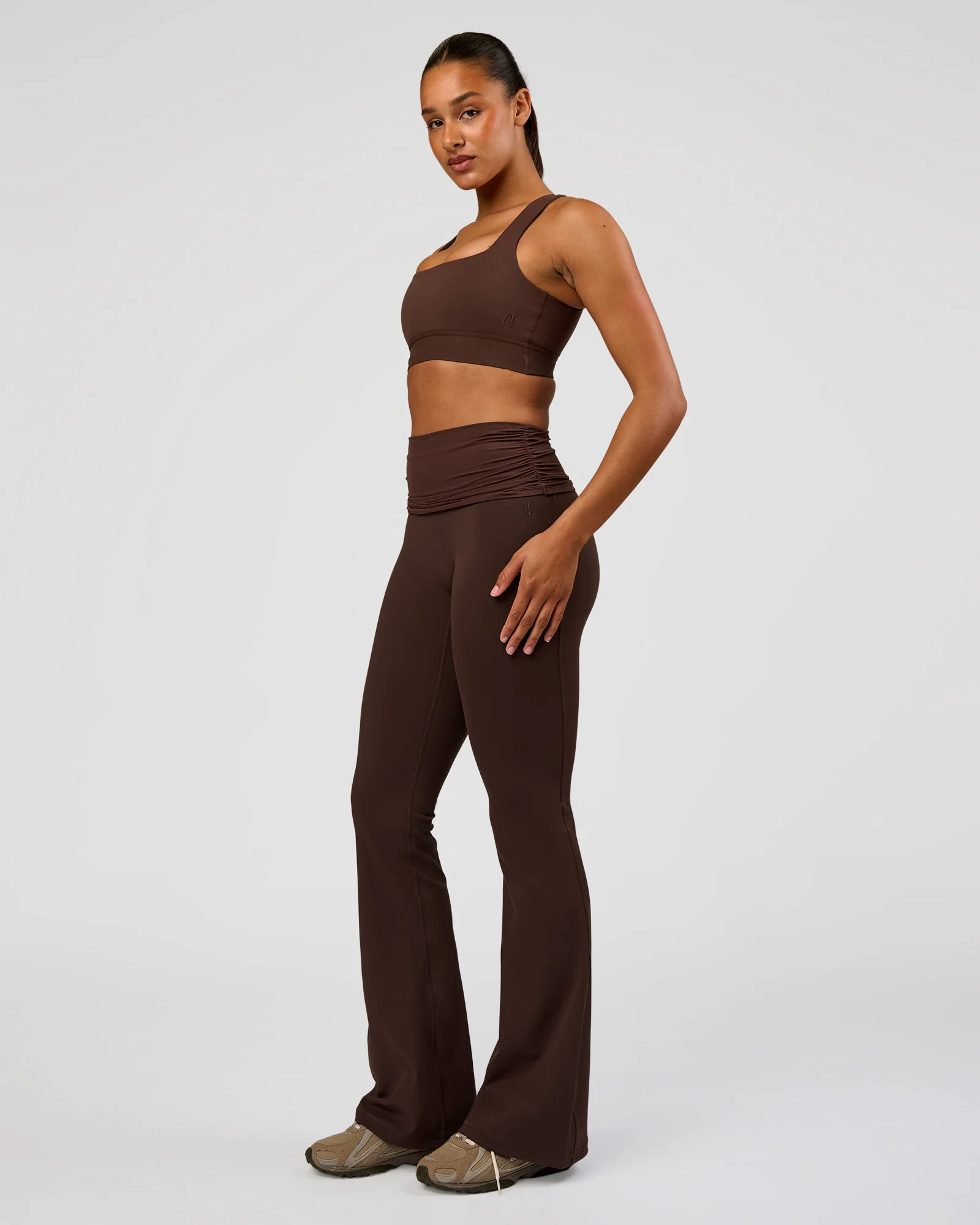 3344-cf-fold-over-high-rise-flared-legging-tall-hot-chocolate-1.webp CF Fold Over High-Rise Flared Legging Tall - Hot Chocolate
