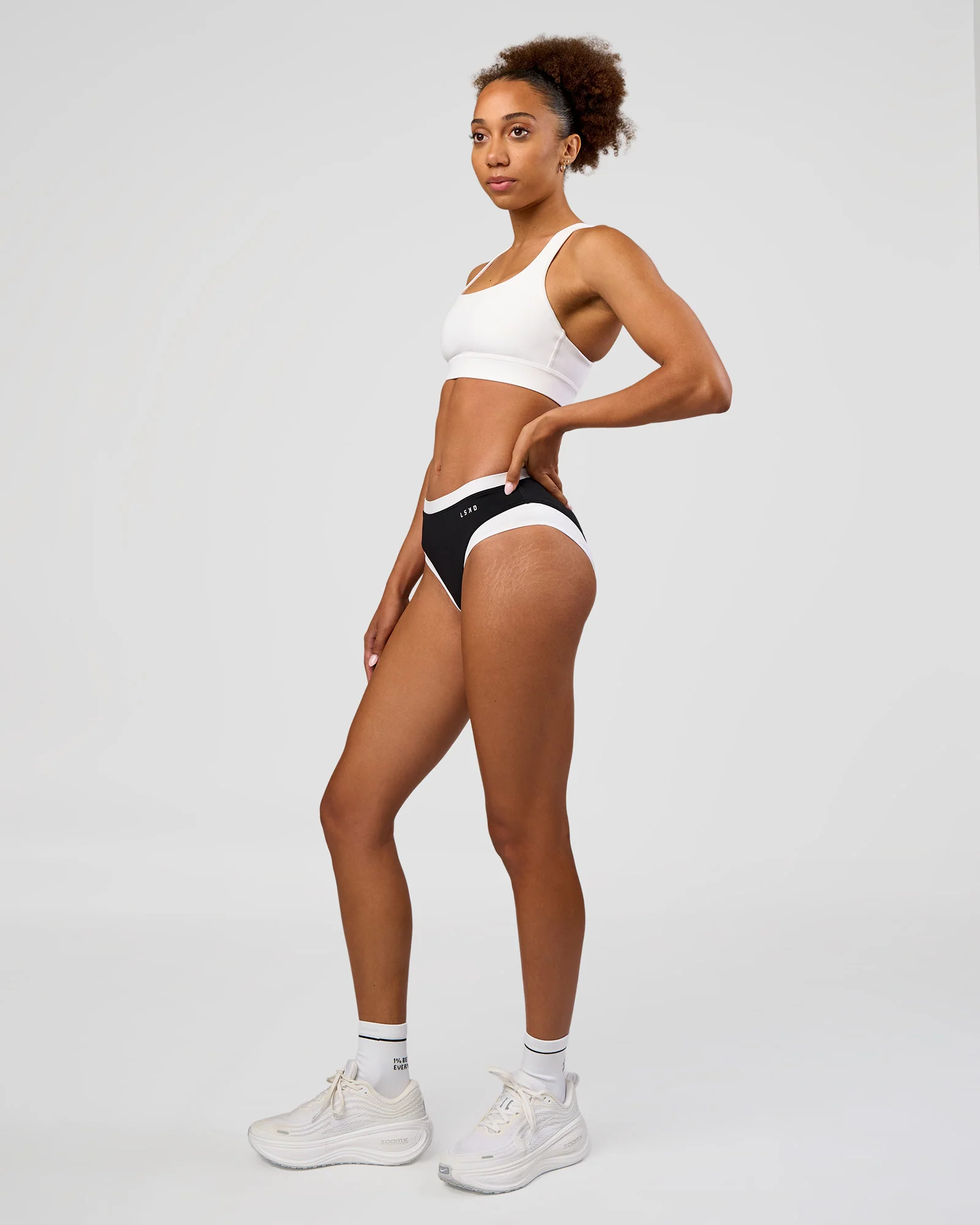 3362-turbo-track-brief-black-white-4.webp Turbo Track Brief - Black-White