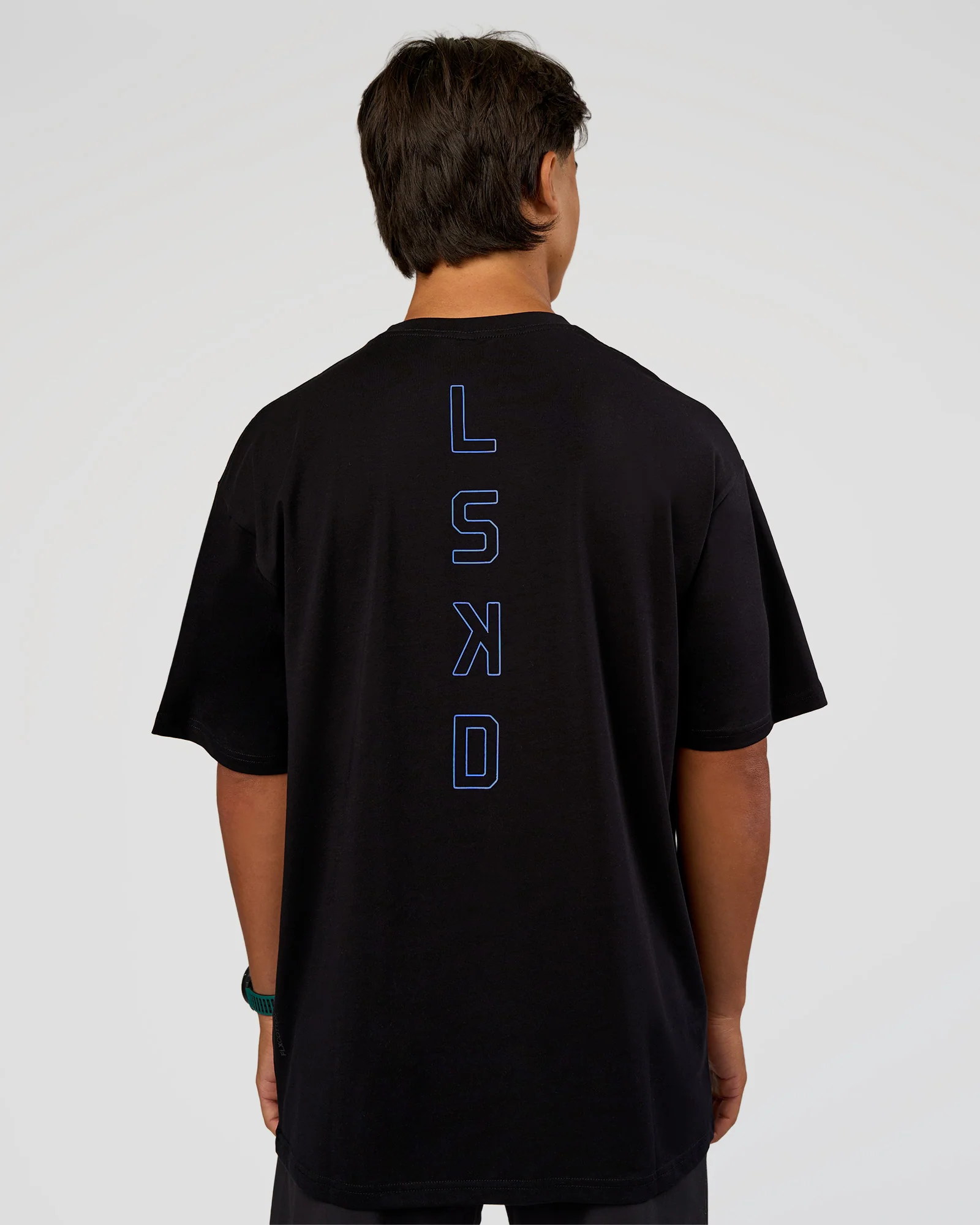 3412-run-club-script-flxcotton-oversized-tee-black-palace-blue-12.webp Run Club Script FLXCotton Oversized Tee - Black-Palace Blue