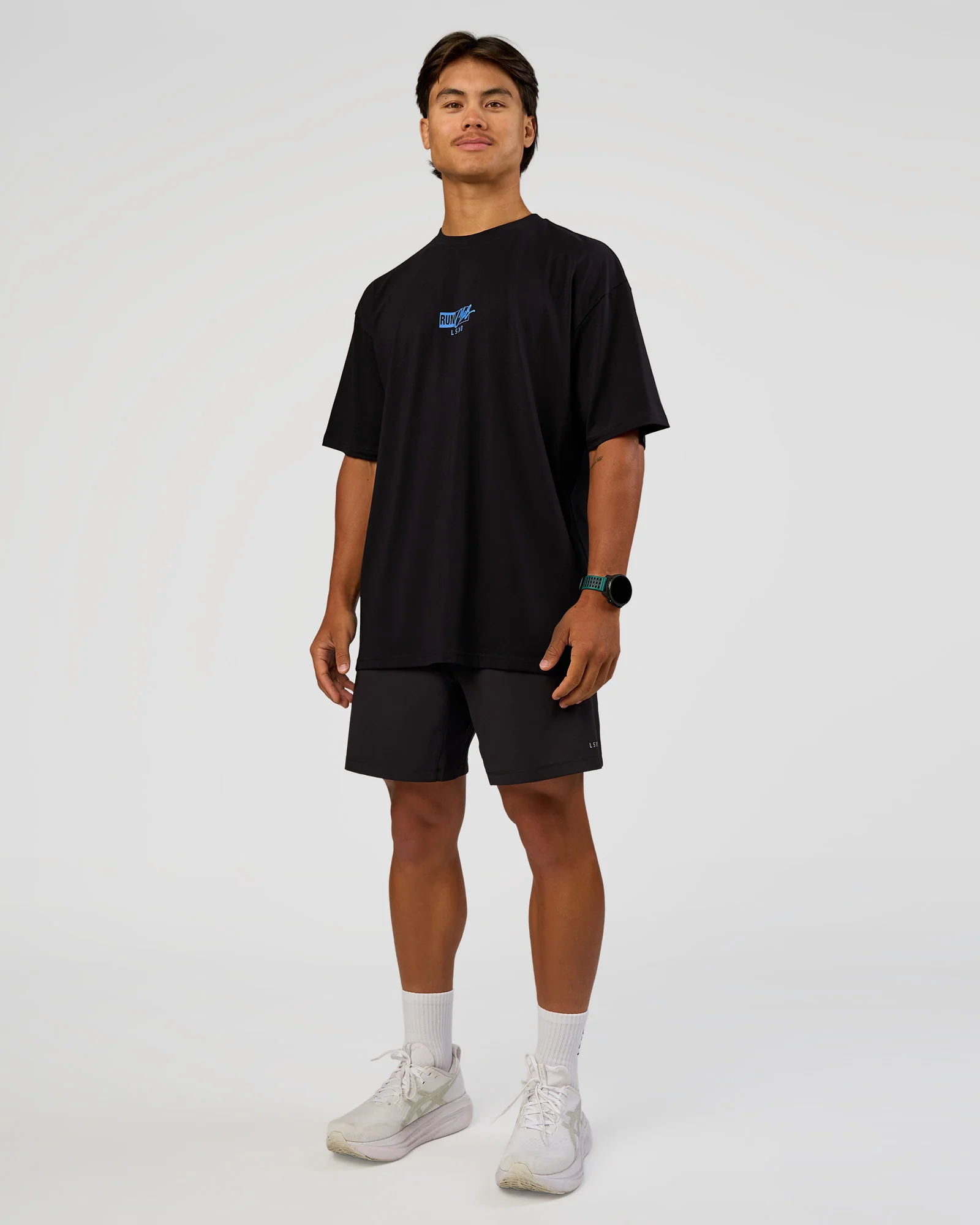 3412-run-club-script-flxcotton-oversized-tee-black-palace-blue-7.webp Run Club Script FLXCotton Oversized Tee - Black-Palace Blue