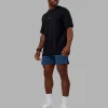 3447-base-flxcotton-tee-oversized-black-2.webp Base FLXCotton Tee Oversized - Black
