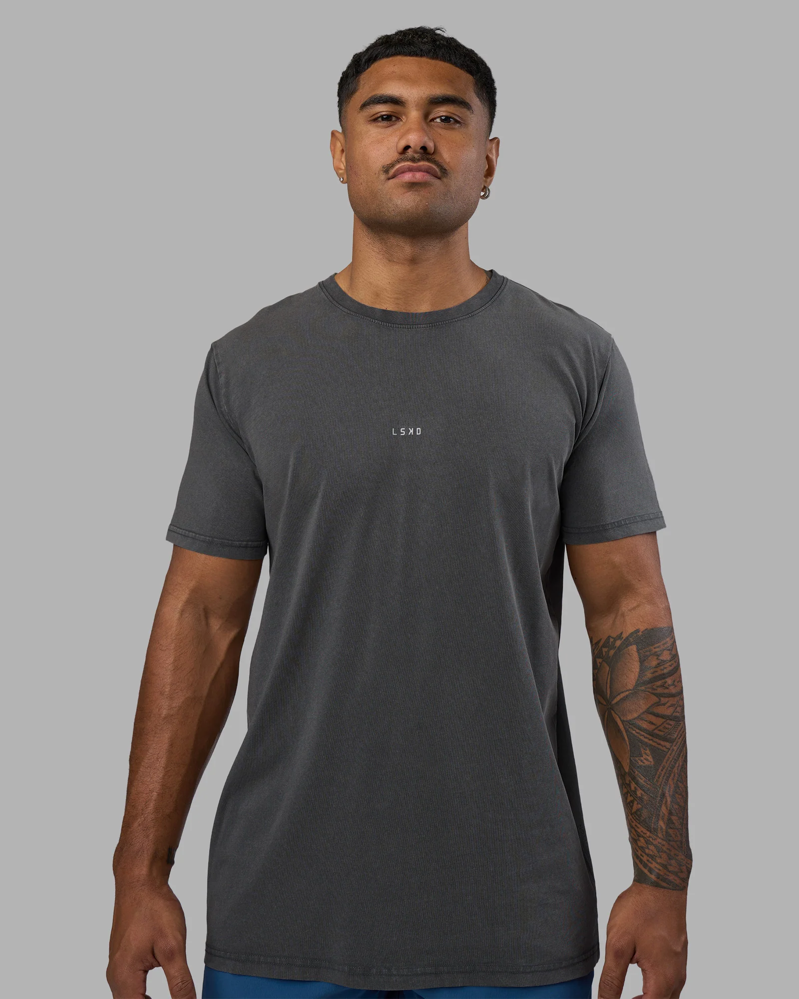 3465-base-flxcotton-tee-dark-storm-washed-2.webp Base FLXCotton Tee - Dark Storm Washed