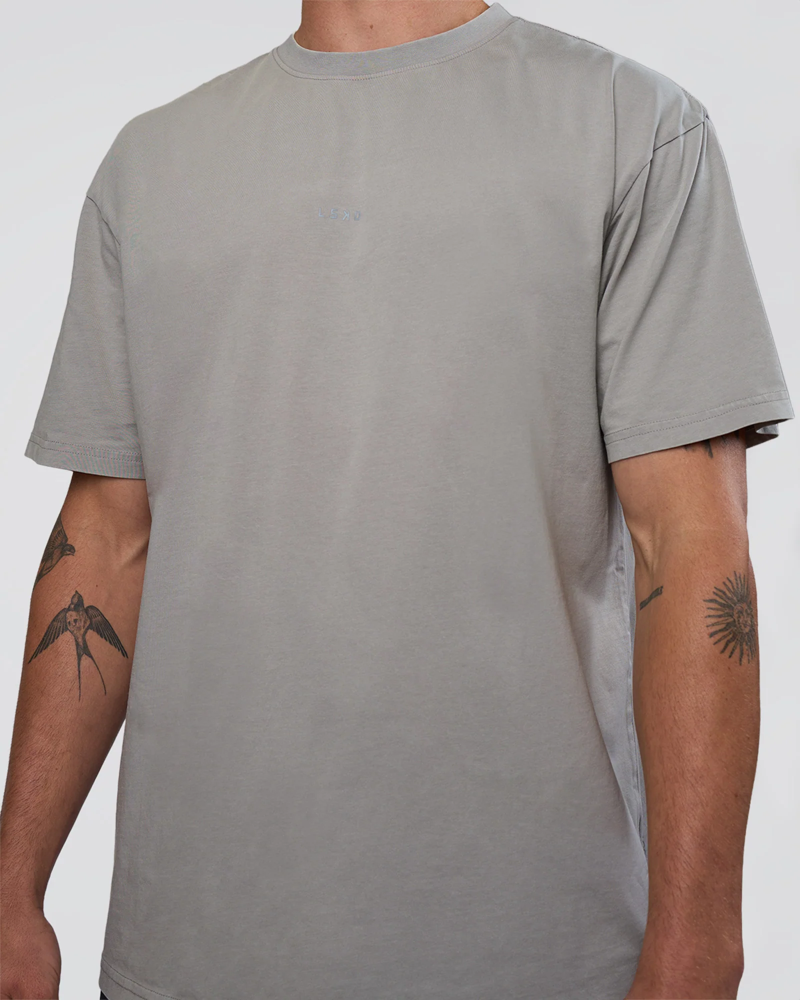 3499-base-flxcotton-tee-oversized-alloy-washed-6.webp Base FLXCotton Tee Oversized - Alloy Washed