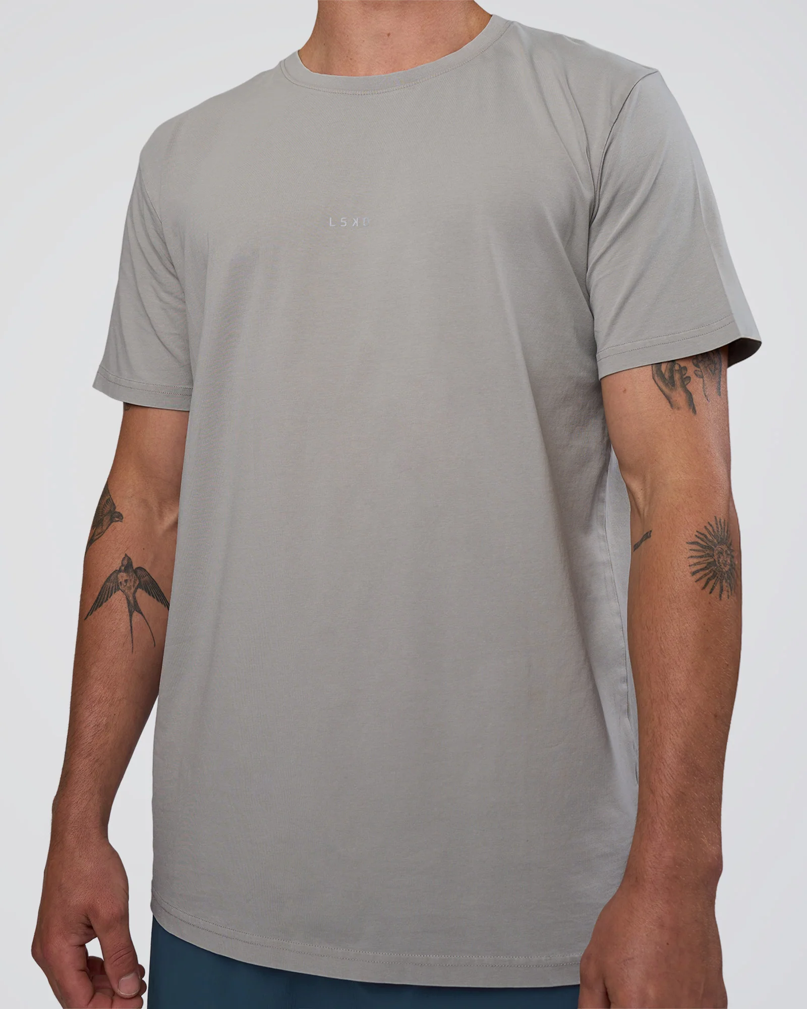 3508-base-flxcotton-tee-alloy-washed-3.webp Base FLXCotton Tee - Alloy Washed