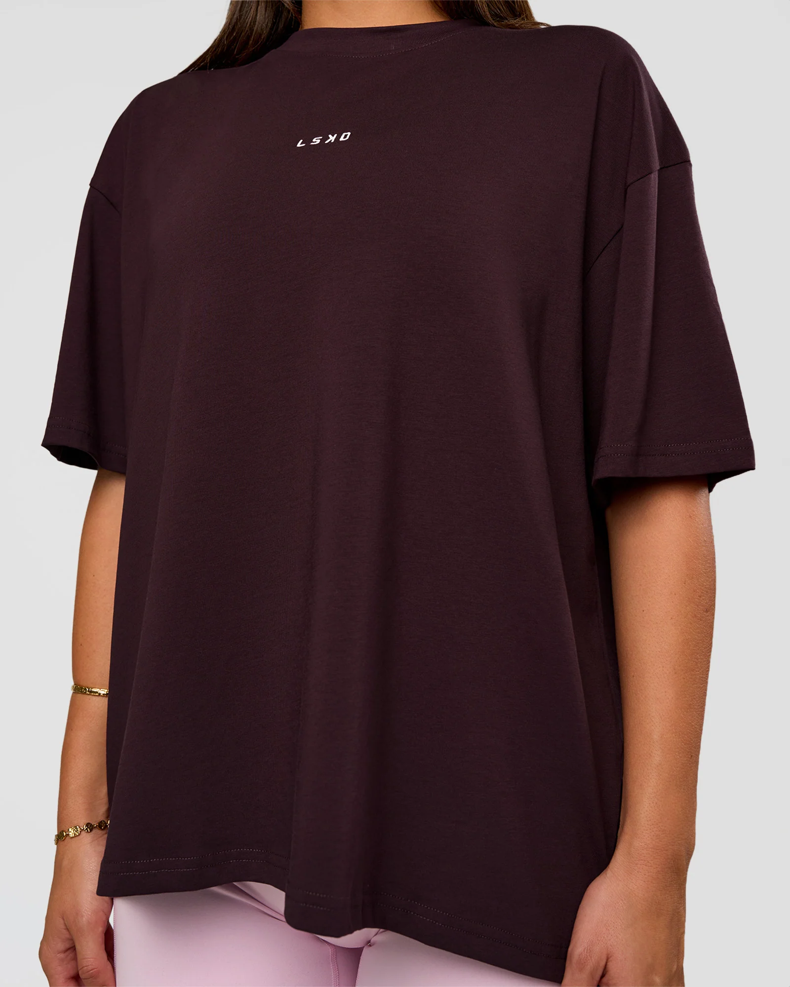 3533-go-to-flxcotton-oversized-tee-midnight-plum-white-6.webp Go-To FLXCotton Oversized Tee - Midnight Plum-White