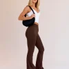 356-fusion-v-contour-high-rise-flared-petite-legging-pockets-hot-chocolate-7.webp Fusion V-Contour High-Rise Flared Petite Legging Pockets - Hot Chocolate
