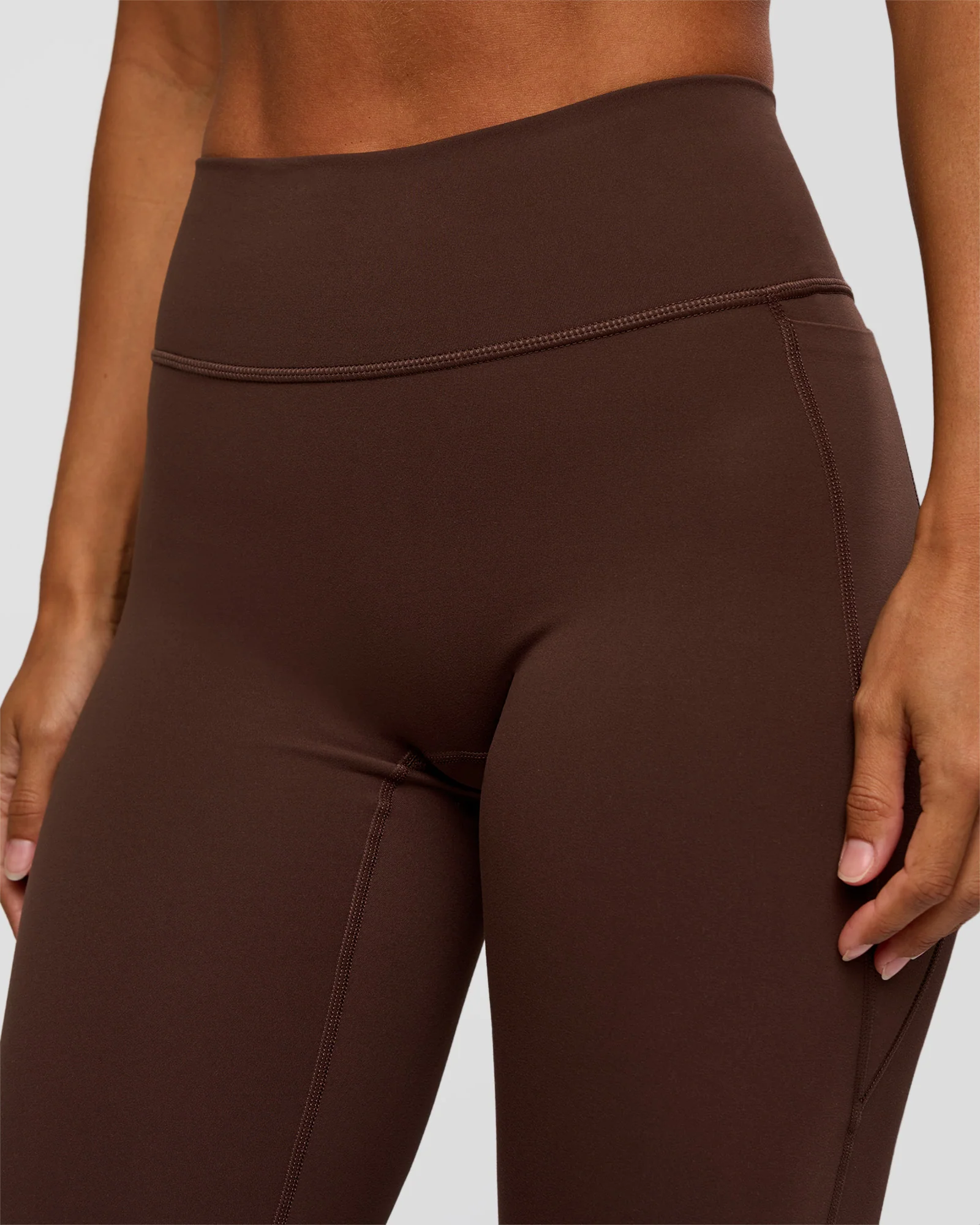 356-fusion-v-contour-high-rise-flared-petite-legging-pockets-hot-chocolate-8.webp Fusion V-Contour High-Rise Flared Petite Legging Pockets - Hot Chocolate
