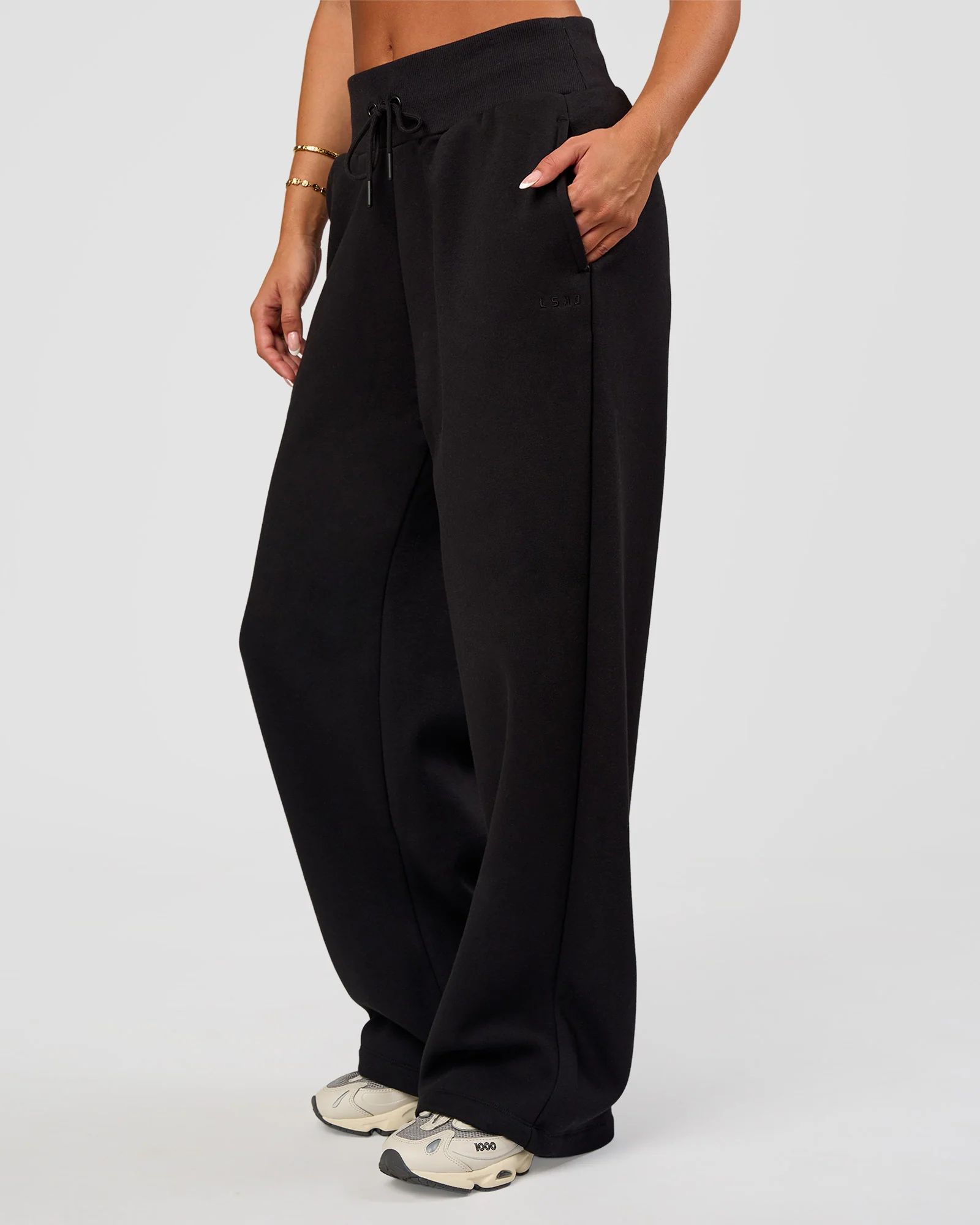 3599-go-to-wide-leg-track-pant-black-8.webp Go-To Wide Leg Track Pant - Black