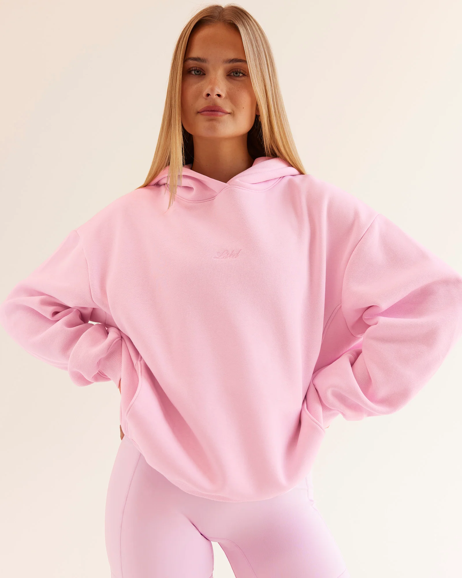 3617-go-to-script-oversized-hoodie-marshmallow-3.webp Go-To Script Oversized Hoodie - Marshmallow