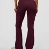 365-fusion-v-contour-high-rise-flared-petite-legging-pockets-cherry-lacquer-5.webp Fusion V-Contour High-Rise Flared Petite Legging Pockets - Cherry Lacquer