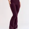 365-fusion-v-contour-high-rise-flared-petite-legging-pockets-cherry-lacquer-9.webp Fusion V-Contour High-Rise Flared Petite Legging Pockets - Cherry Lacquer