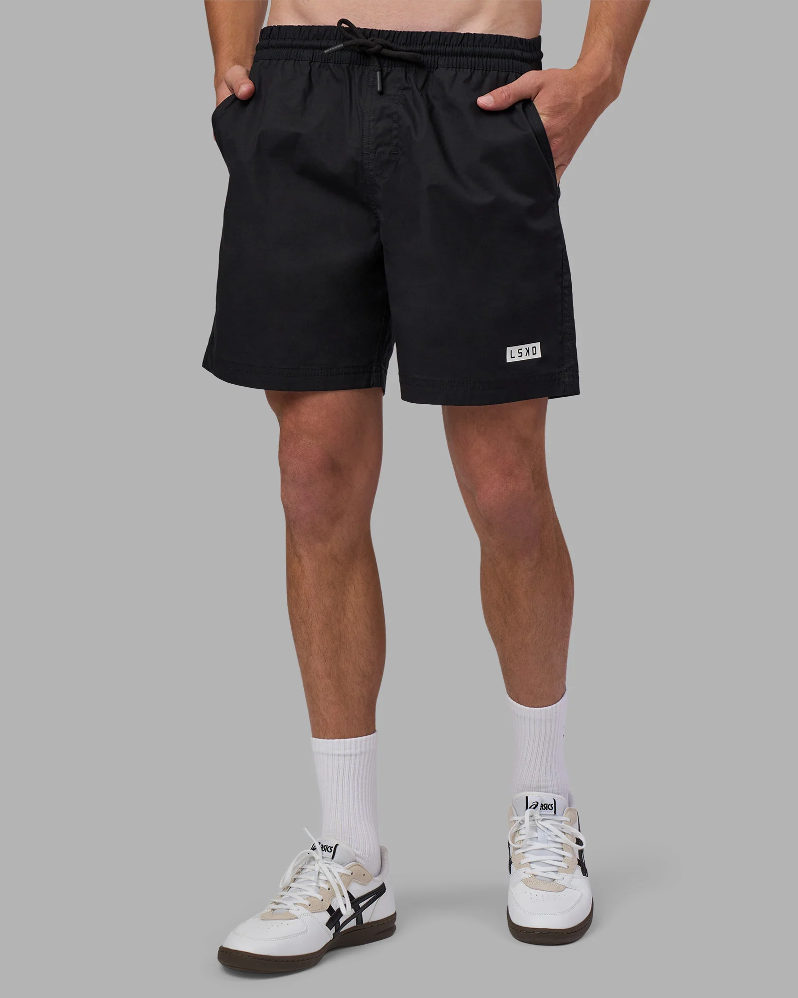 3655-daily-7-short-black-white-1.webp Daily 7" Short - Black-White