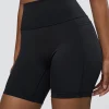 3699-fusion-ultra-high-rise-6-short-pockets-black-3.webp Fusion Ultra High-Rise 6" Short Pockets - Black