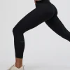 3726-fusion-ultra-high-rise-7-8-legging-pockets-black-3.webp Fusion Ultra High-Rise 7/8 Legging Pockets - Black