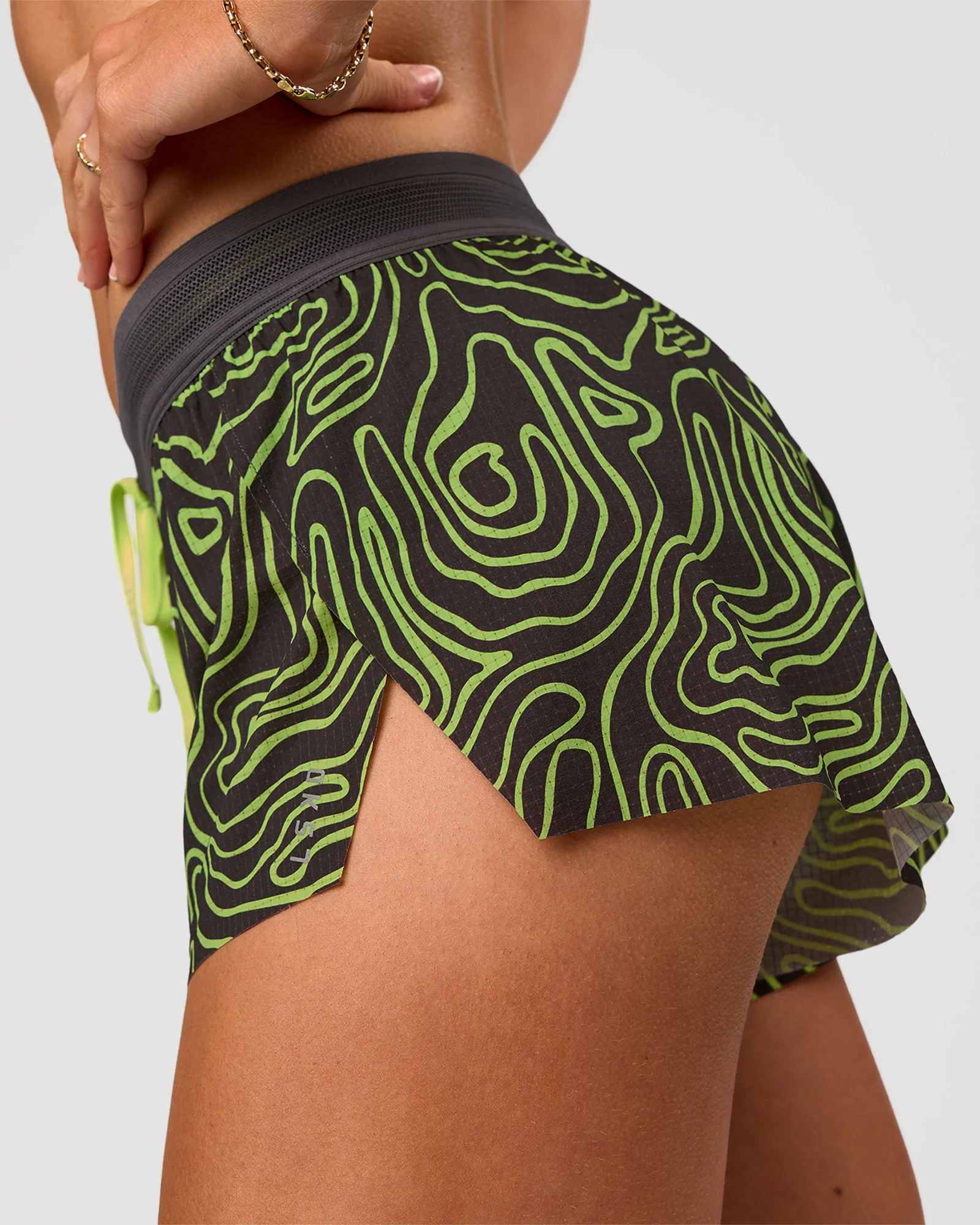 3822-accelerate-3-mid-rise-running-short-friction-print-hyper-green-6.webp Accelerate 3" Mid-Rise Running Short - Friction Print Hyper Green