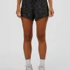 3831-accelerate-3-high-rise-running-short-energy-print-black-7.webp Accelerate 3" High-Rise Running Short - Energy Print Black
