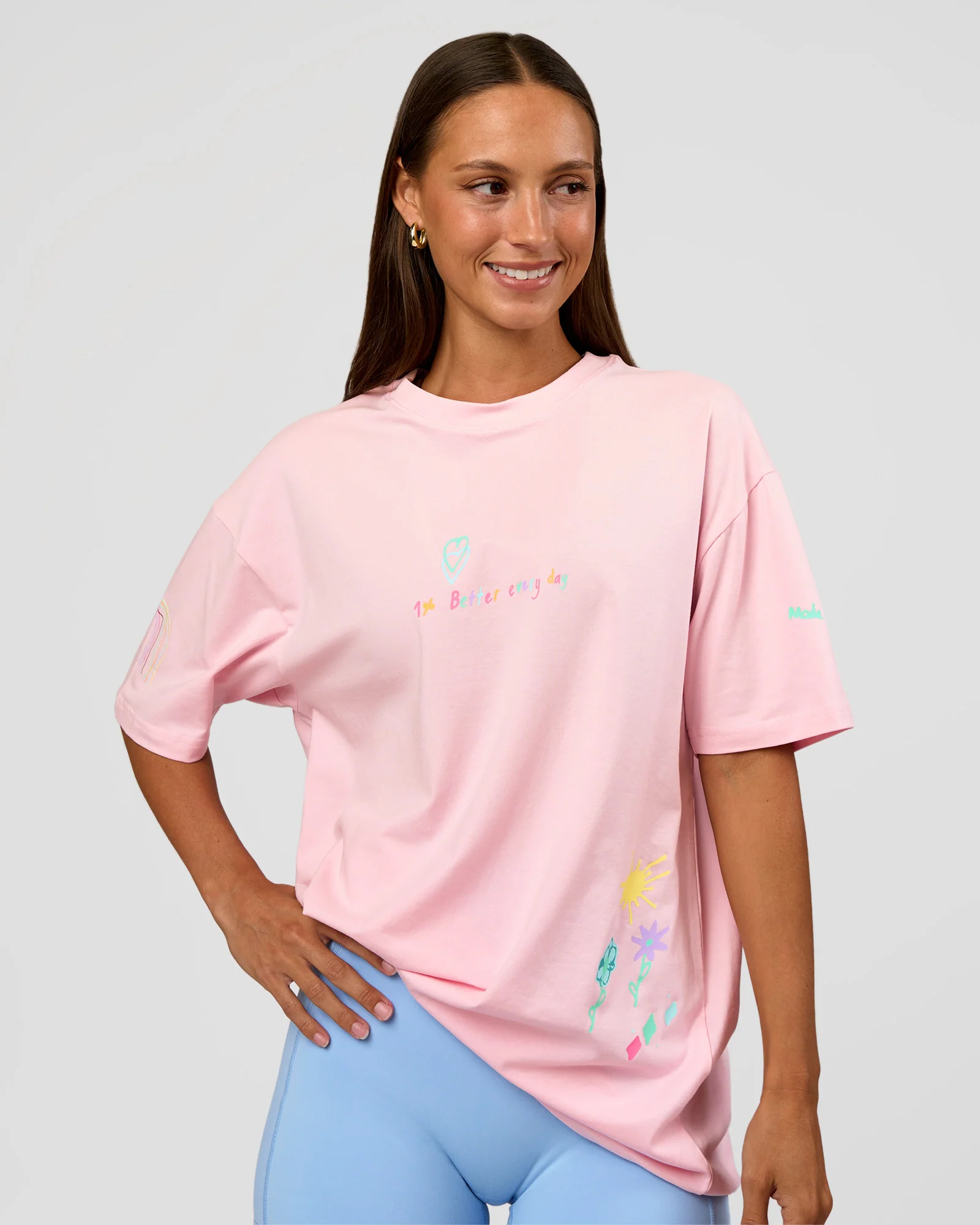 384-mother-s-day-flxcotton-oversize-tee-marshmallow-3.webp Mother's Day FLXCotton Oversize Tee - Marshmallow