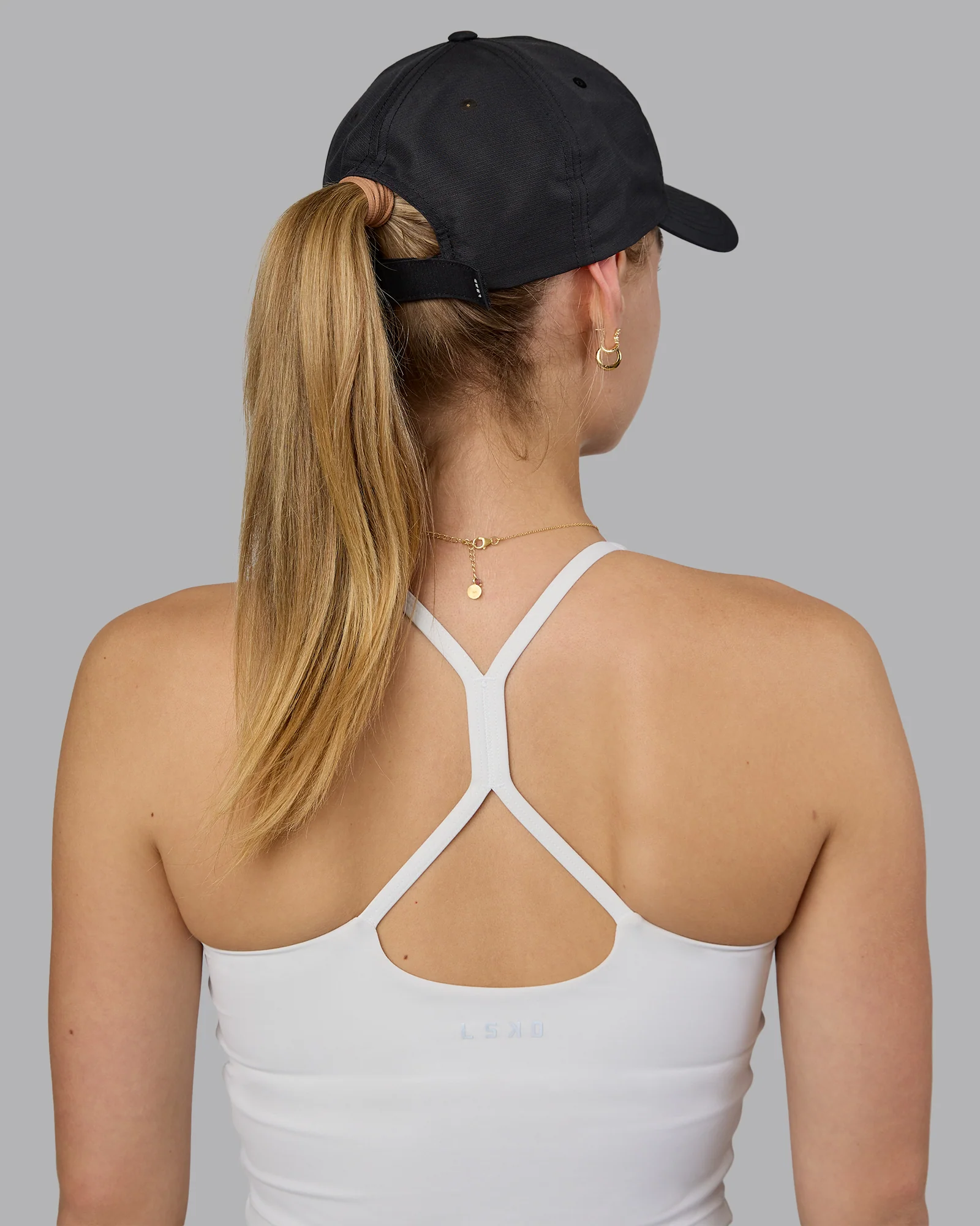 3921-train-cap-black-white-3.webp Train Cap - Black-White