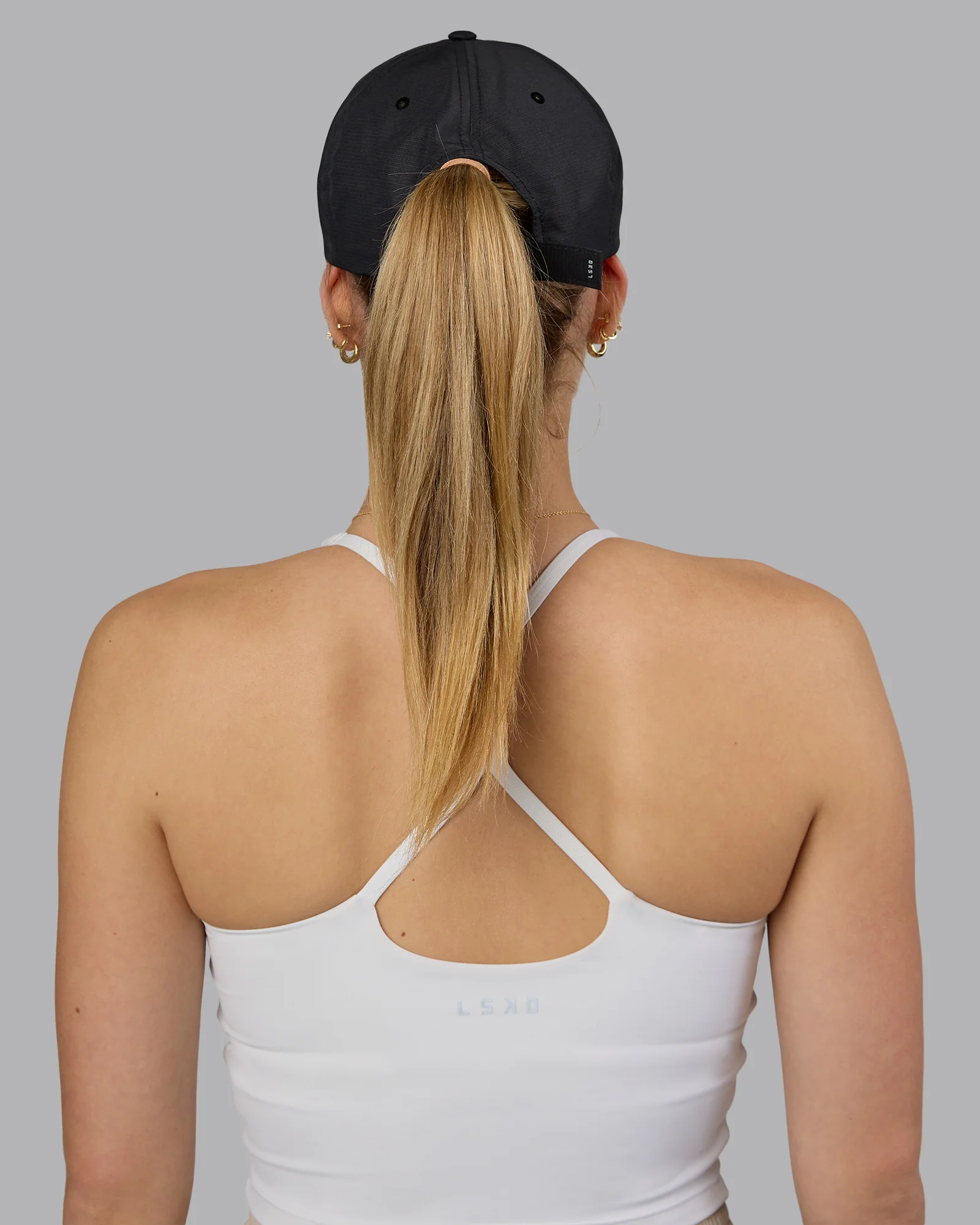 3921-train-cap-black-white-9.webp Train Cap - Black-White