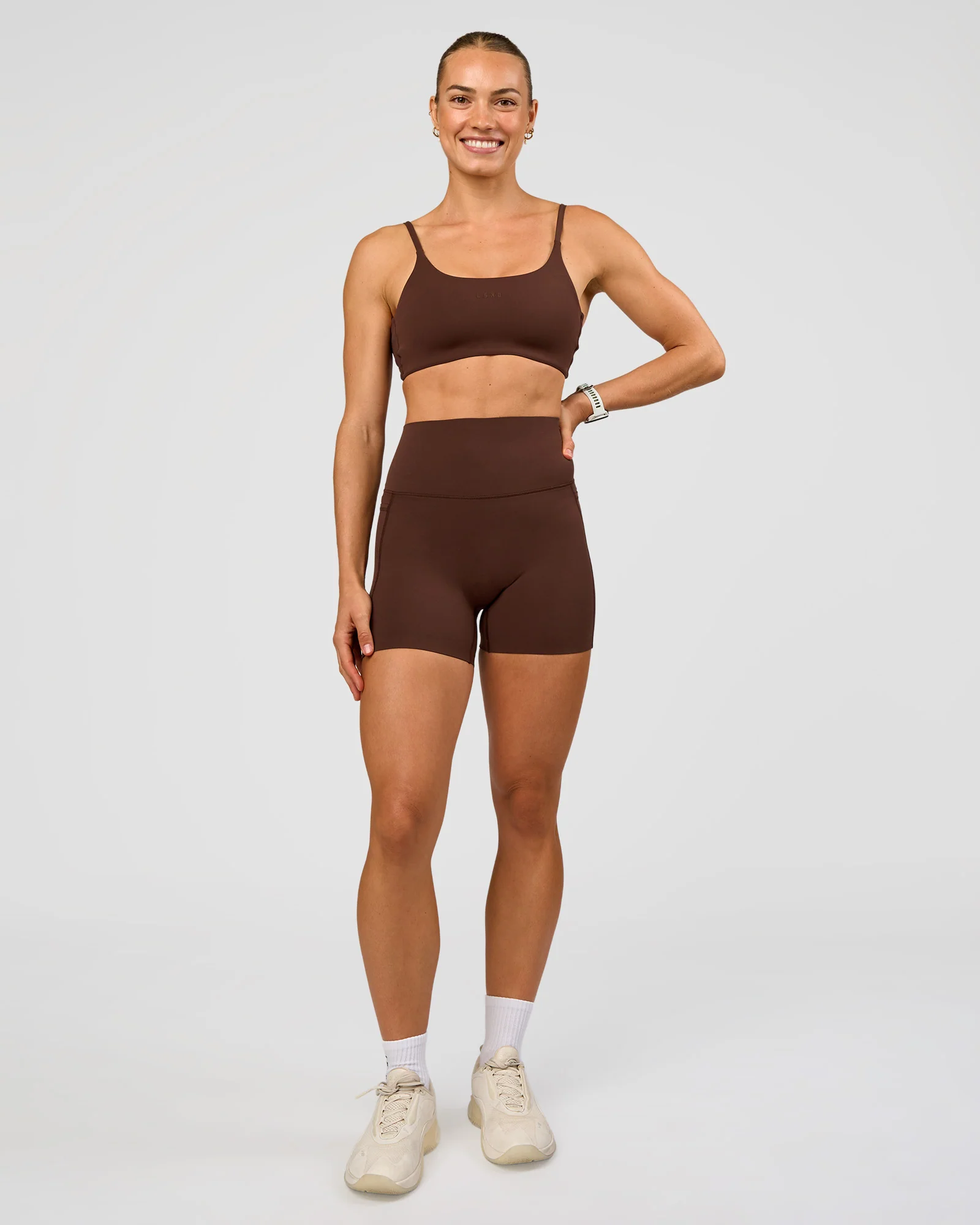 Elixir Ultra High-Rise 4" Short Pockets - Hot Chocolate