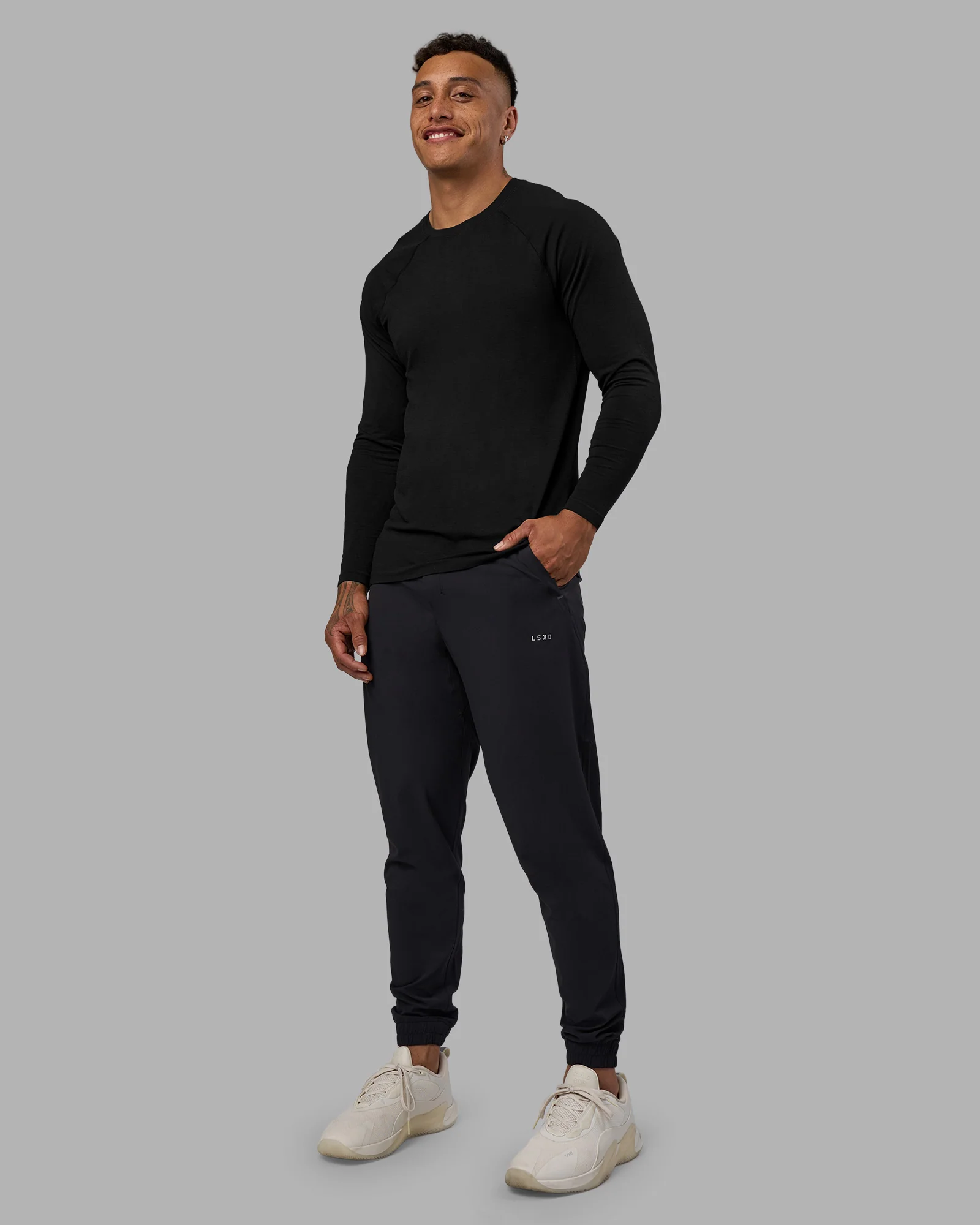 AeroFLX+ Seamless Long Sleeve Tee - Black Marl