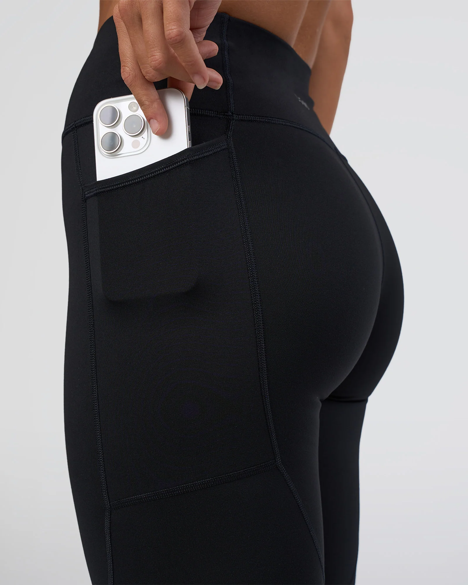 3980-rep-ultra-high-rise-full-length-legging-pockets-black-black-3.webp Rep Ultra High-Rise Full Length Legging Pockets - Black-Black