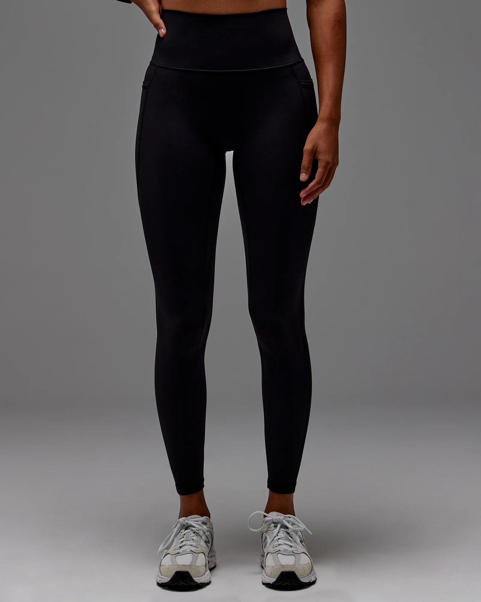 3989-fusion-ultra-high-rise-full-length-legging-pockets-black-19.webp Fusion Ultra High-Rise Full Length Legging Pockets - Black