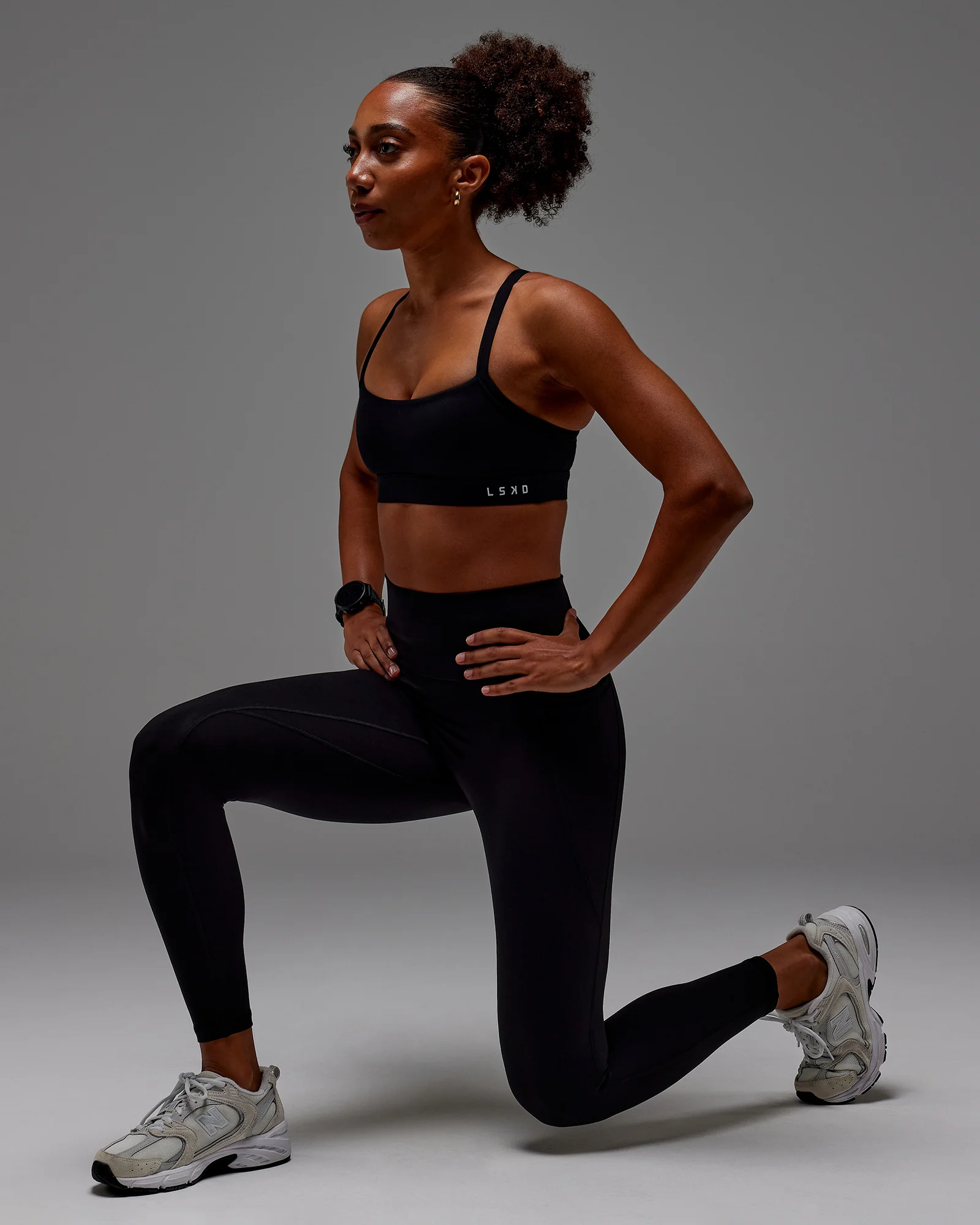 3989-fusion-ultra-high-rise-full-length-legging-pockets-black-21.webp Fusion Ultra High-Rise Full Length Legging Pockets - Black