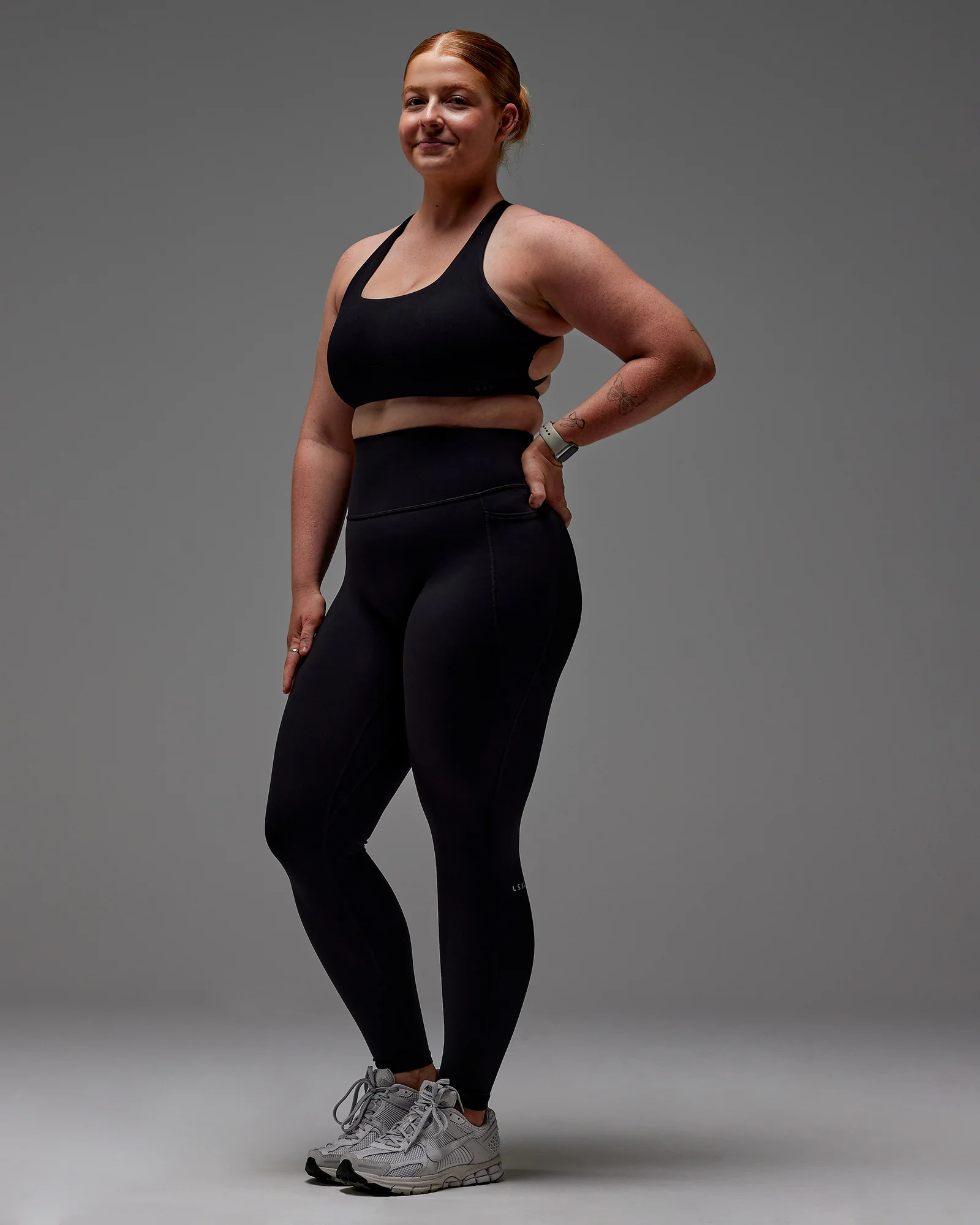 3989-fusion-ultra-high-rise-full-length-legging-pockets-black-29.webp Fusion Ultra High-Rise Full Length Legging Pockets - Black