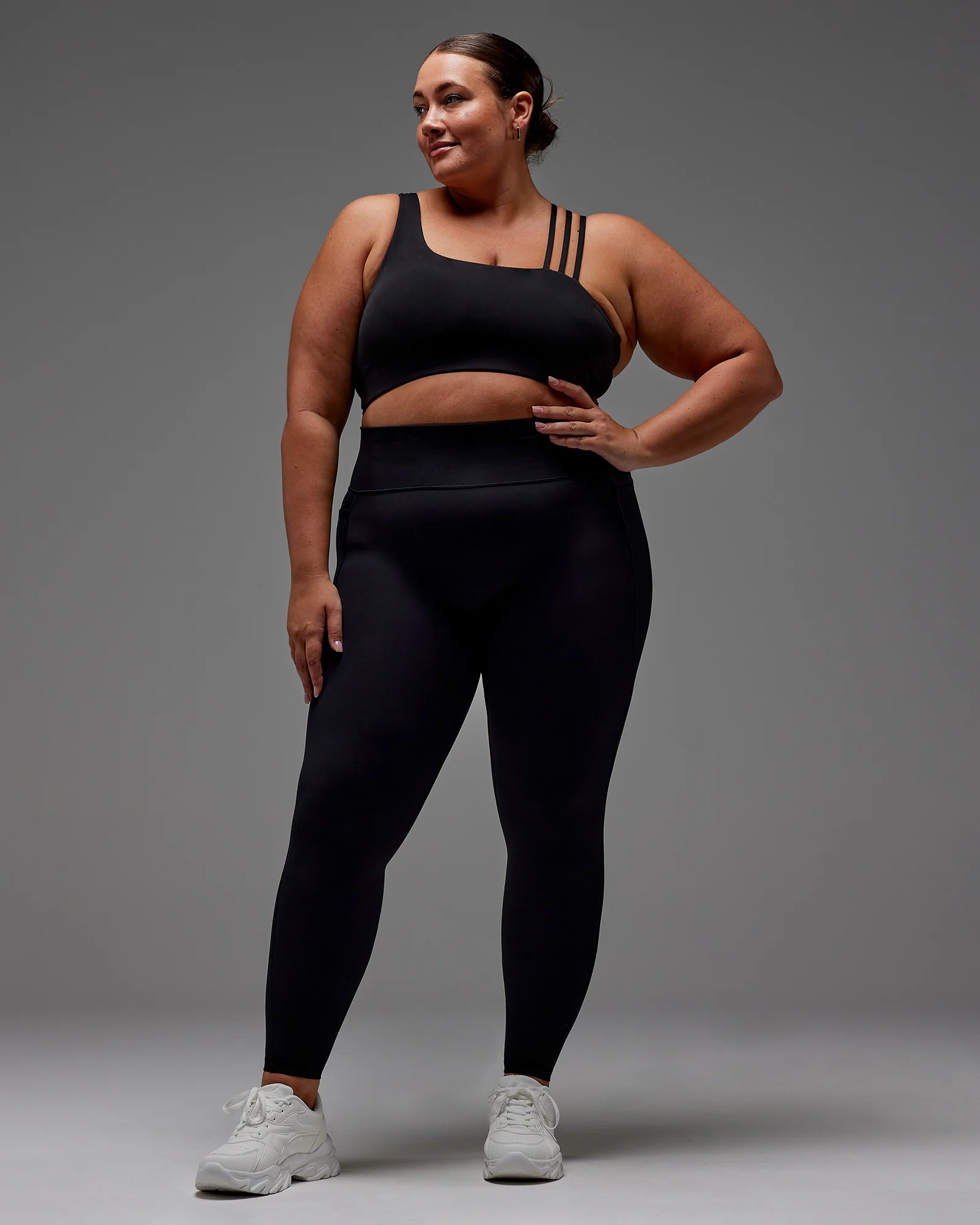 3989-fusion-ultra-high-rise-full-length-legging-pockets-black-30.webp Fusion Ultra High-Rise Full Length Legging Pockets - Black