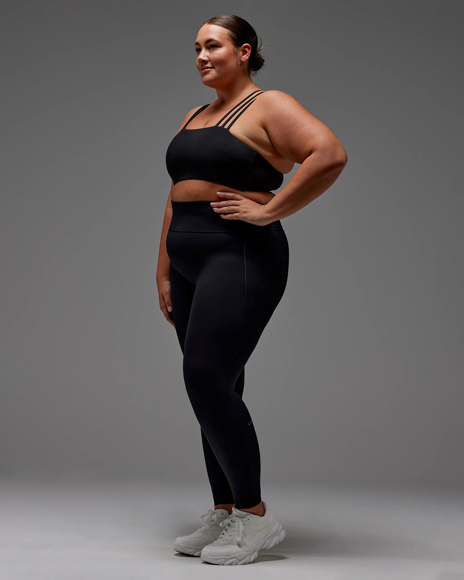 3989-fusion-ultra-high-rise-full-length-legging-pockets-black-32.webp Fusion Ultra High-Rise Full Length Legging Pockets - Black
