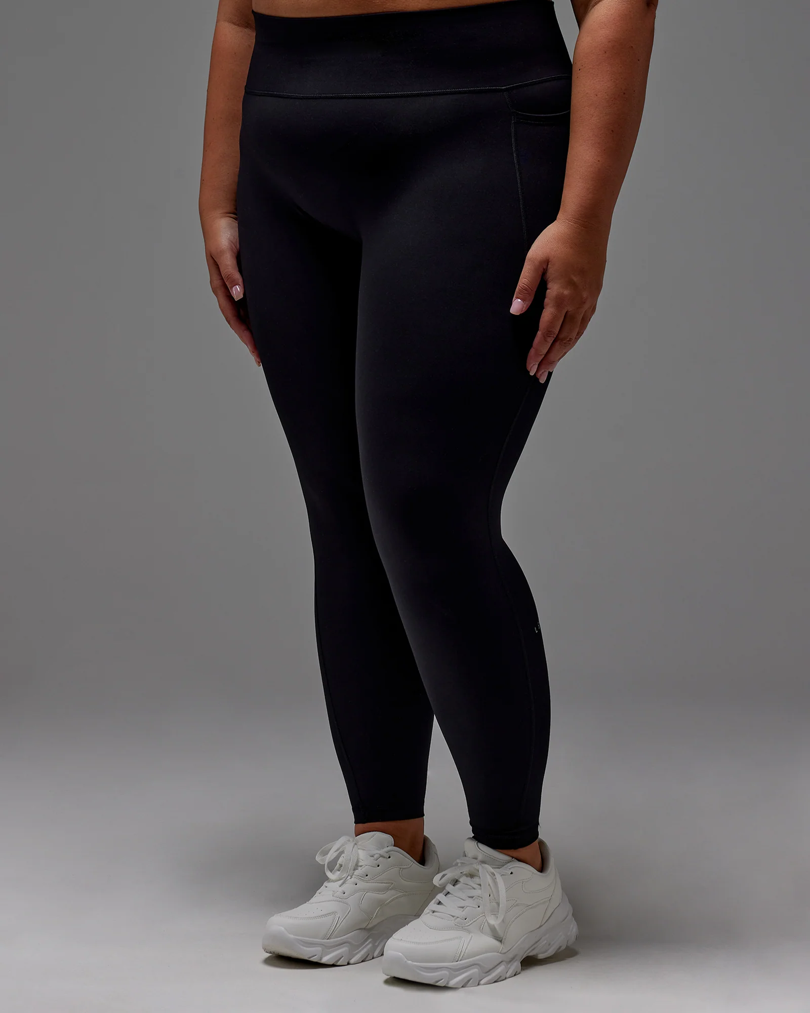 3989-fusion-ultra-high-rise-full-length-legging-pockets-black-33.webp Fusion Ultra High-Rise Full Length Legging Pockets - Black