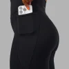 3989-fusion-ultra-high-rise-full-length-legging-pockets-black-6.webp Fusion Ultra High-Rise Full Length Legging Pockets - Black