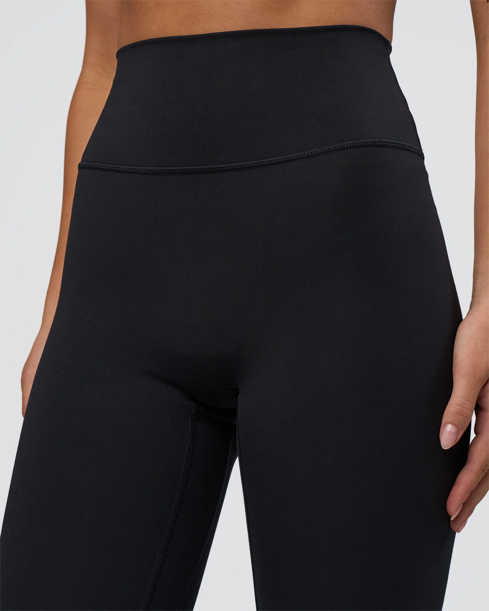 4007-fusion-ultra-high-rise-full-length-legging-black-6.webp Fusion Ultra High-Rise Full Length Legging - Black