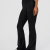 4016-fusion-ultra-high-rise-flared-petite-legging-pockets-black-2.webp Fusion Ultra High-Rise Flared Petite Legging Pockets - Black