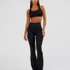 4016-fusion-ultra-high-rise-flared-petite-legging-pockets-black-5.webp Fusion Ultra High-Rise Flared Petite Legging Pockets - Black