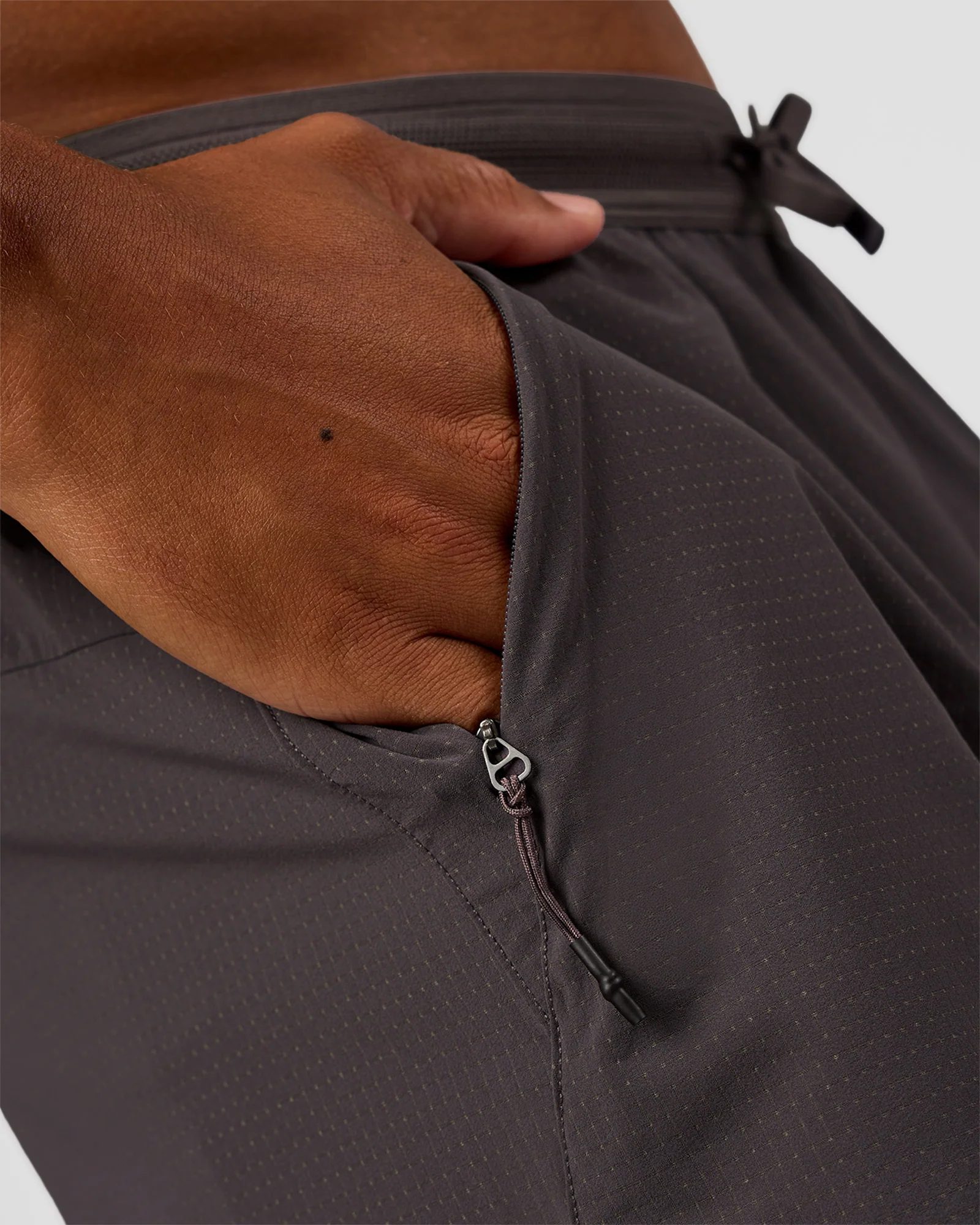 402-ultraair-5-lined-performance-short-duskstone-6.webp UltraAir 5" Lined Performance Short - Duskstone