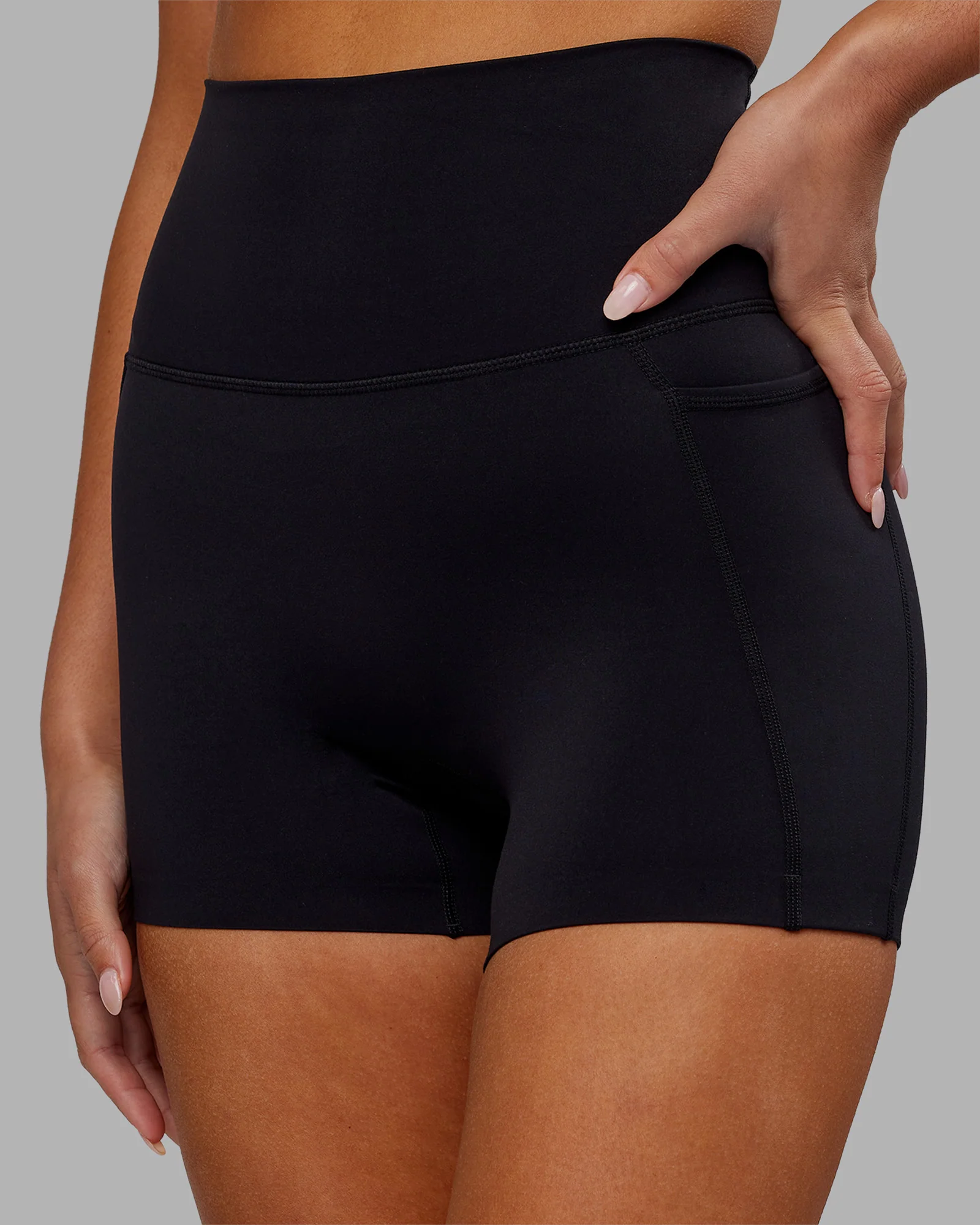 4043-elixir-ultra-high-rise-4-short-pockets-black-3.webp Elixir Ultra High-Rise 4" Short Pockets - Black