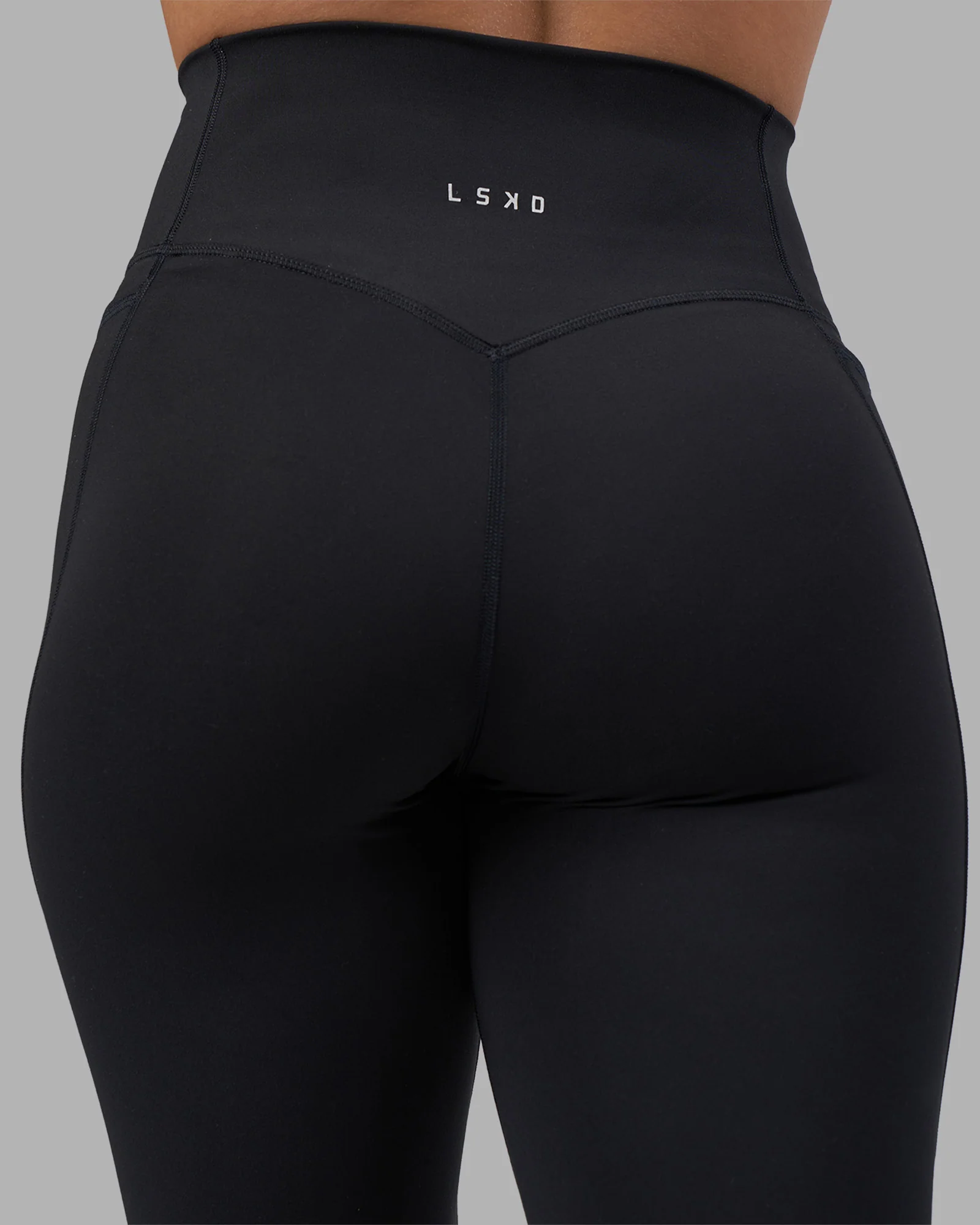 Fusion V-Contour Ultra High-Rise Full Length Legging Pockets - Black