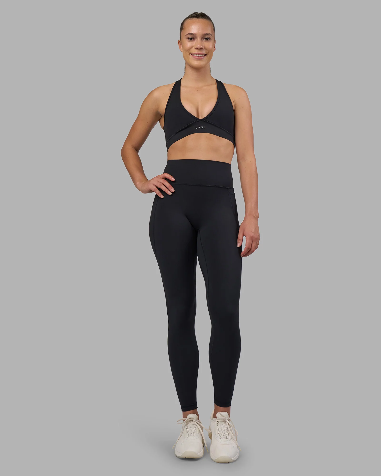 Fusion V-Contour Ultra High-Rise Full Length Legging Pockets - Black