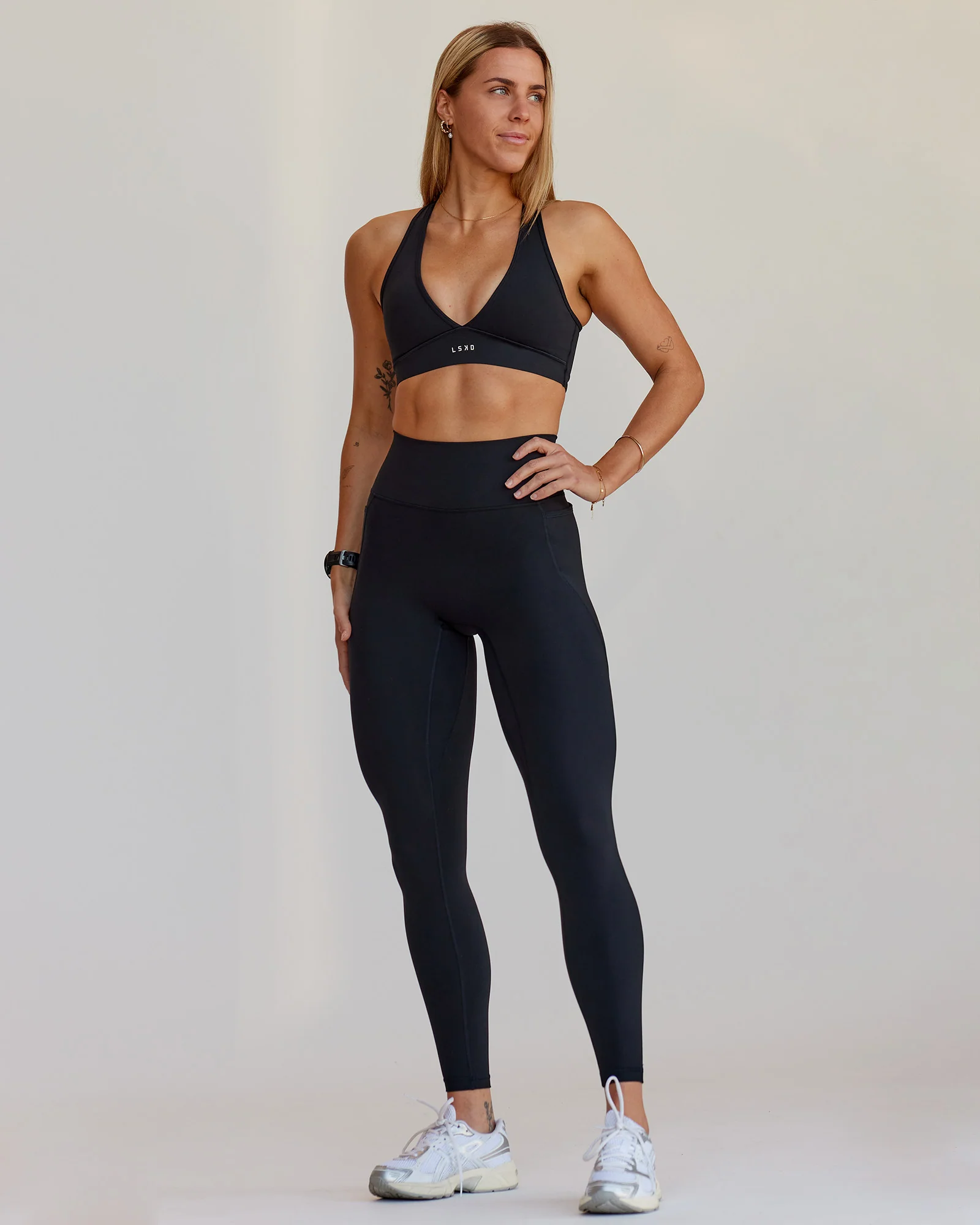 Fusion V-Contour Ultra High-Rise Full Length Legging Pockets - Black