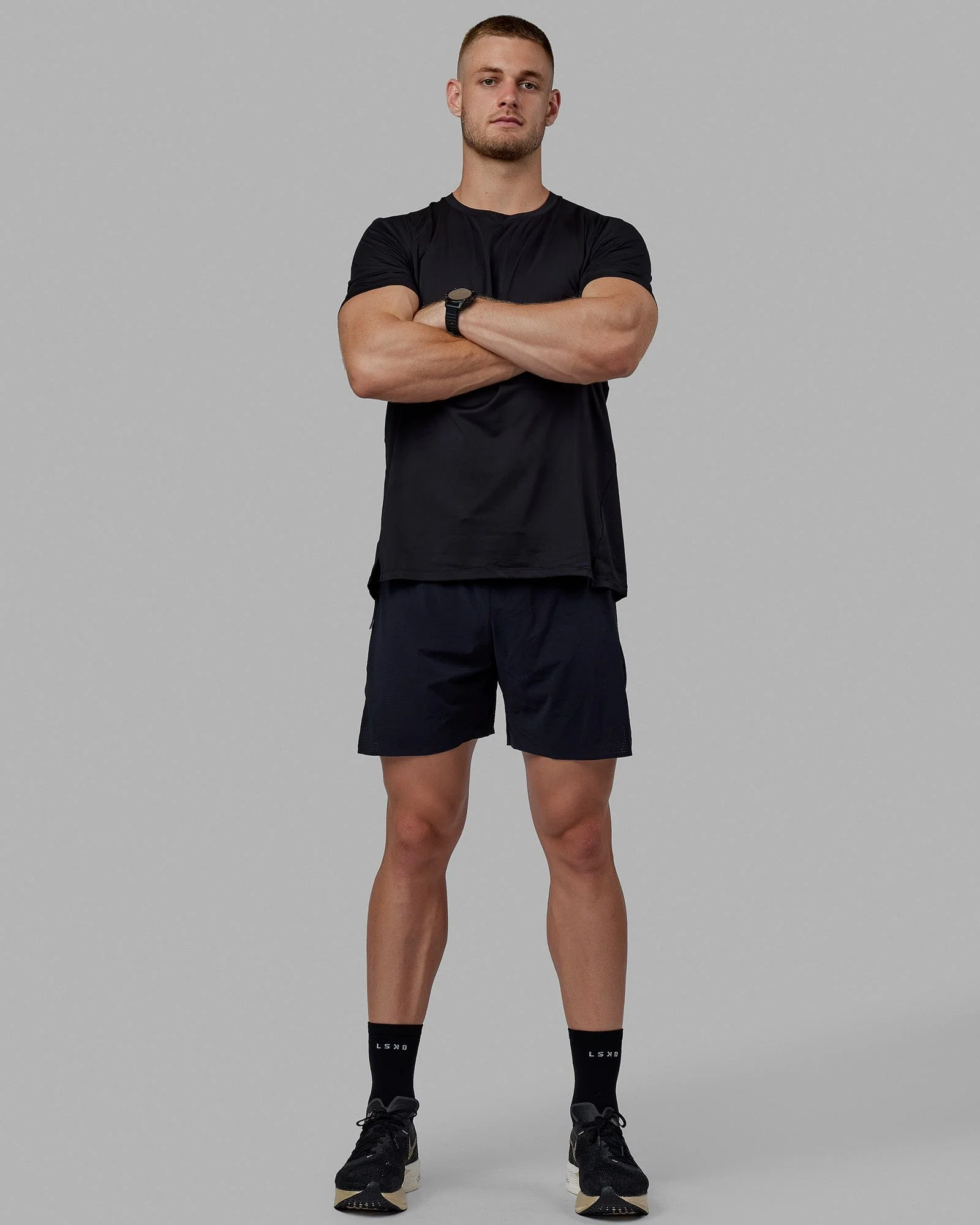 4131-pace-running-tee-black-7.webp Pace Running Tee - Black