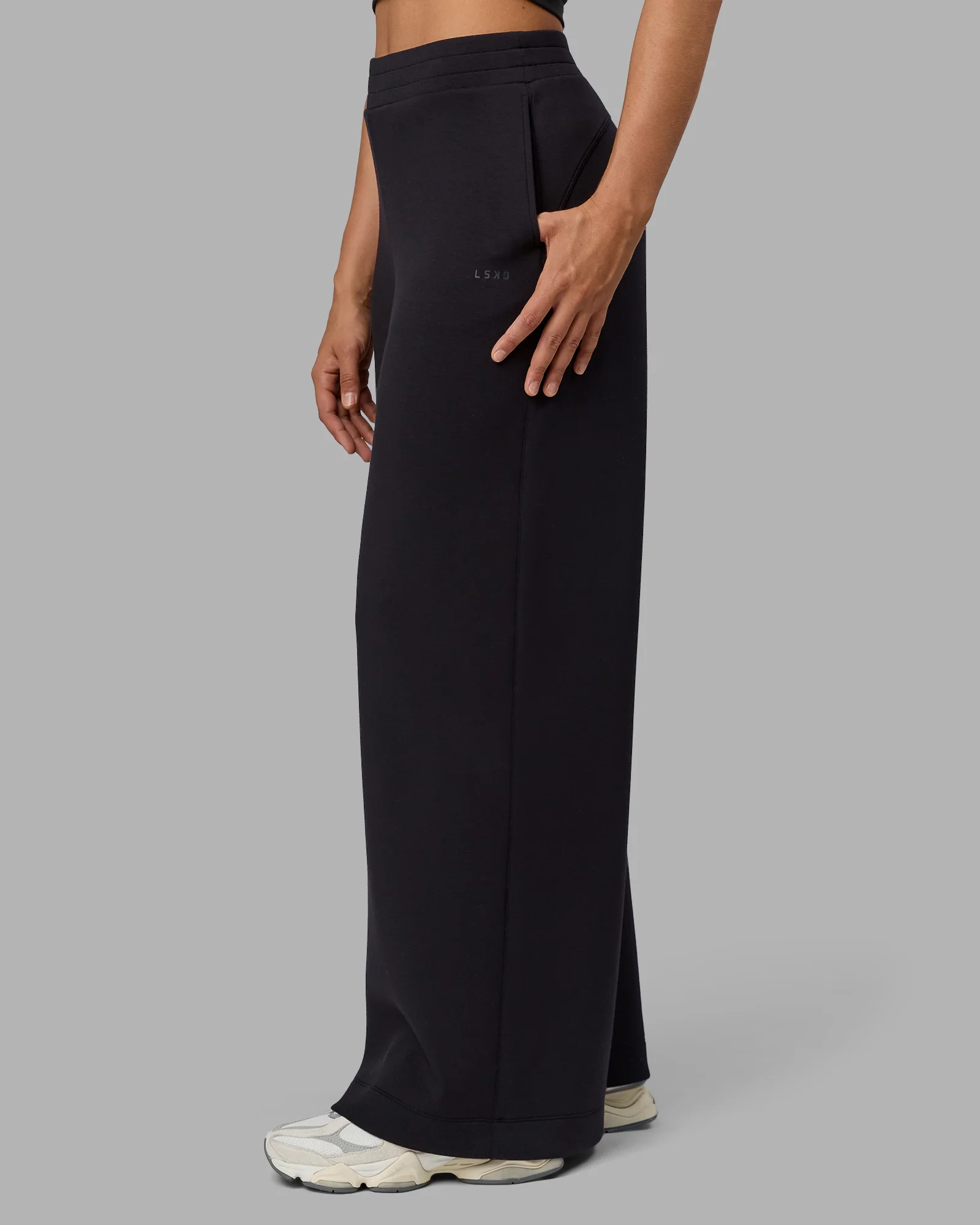 4139-elevate-softtouch-wide-leg-pant-black-black-8.webp Elevate SoftTouch Wide Leg Pant - Black-Black