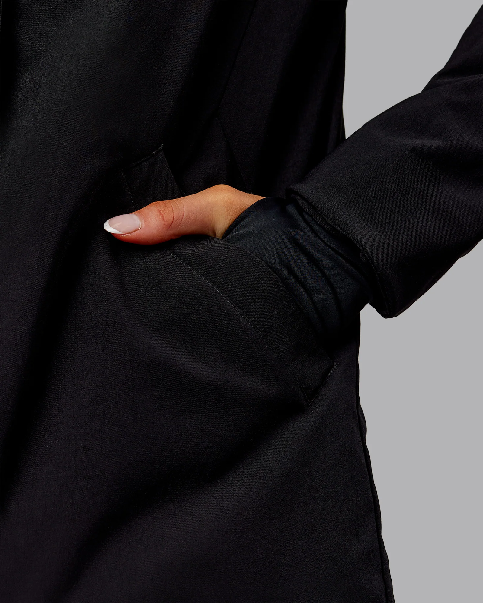 4183-auxiliary-2.0-longline-jacket-black-10.webp Auxiliary 2.0 Longline Jacket - Black