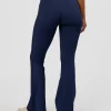 420-fusion-v-contour-high-rise-flared-petite-legging-pockets-future-navy-3.webp Fusion V-Contour High-Rise Flared Petite Legging Pockets - Future Navy
